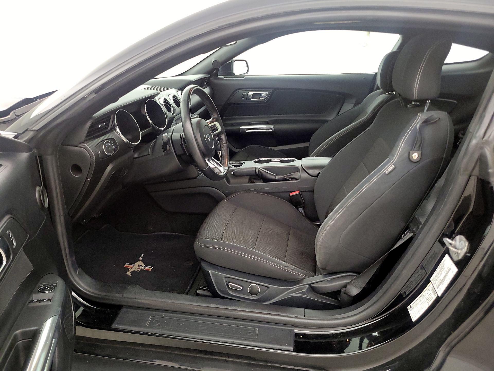 Thumbnail: 2016 Ford Mustang - 9