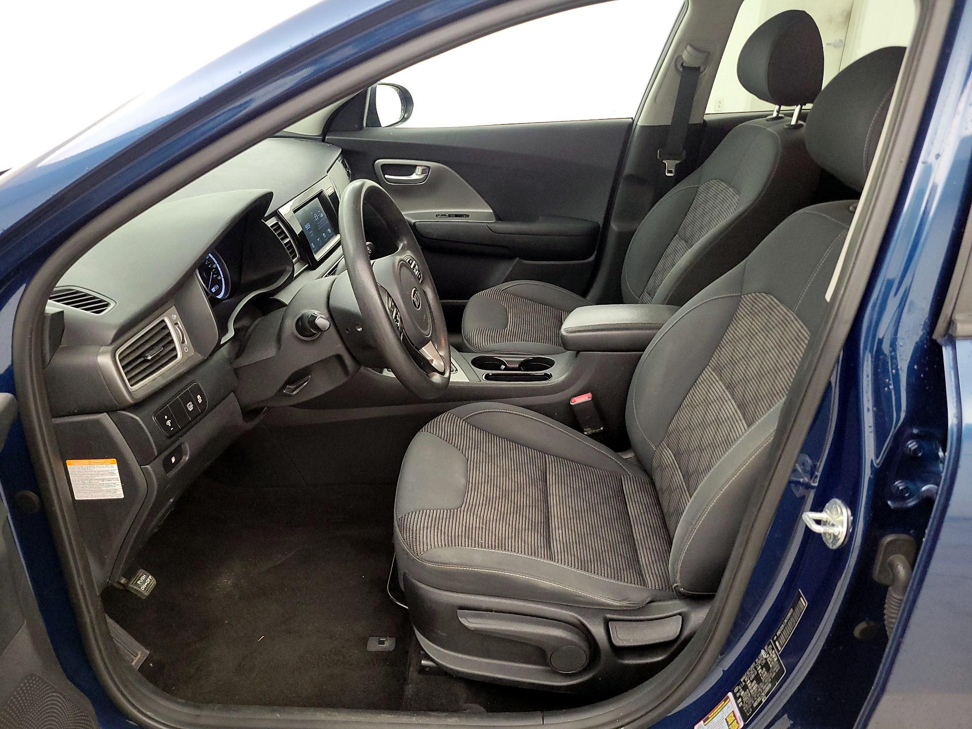 Thumbnail: 2019 Kia Niro - 11