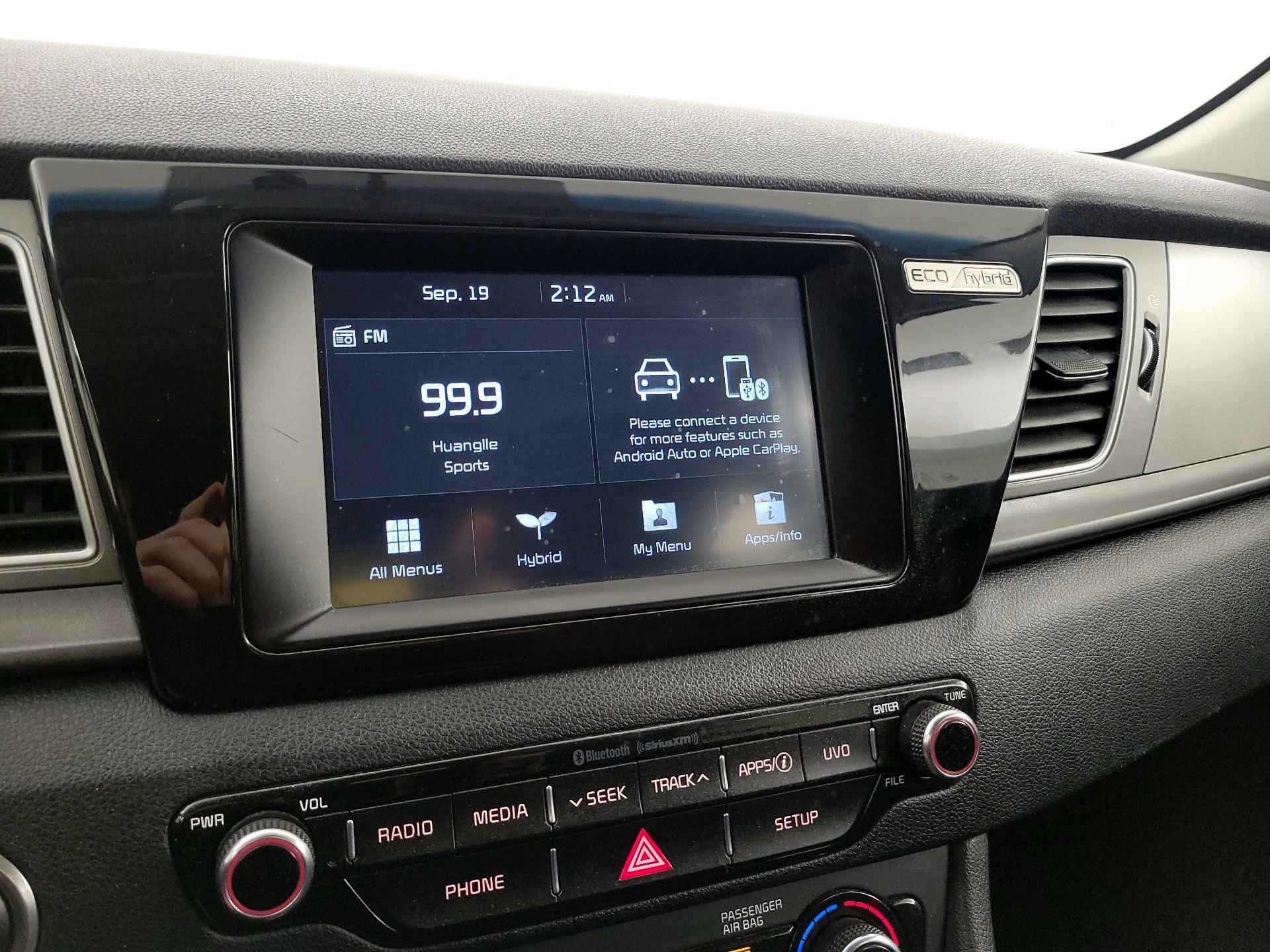 Thumbnail: 2019 Kia Niro - 15