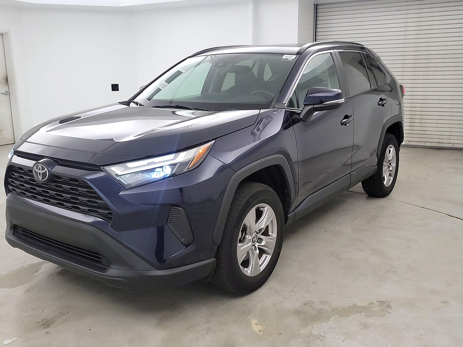 Thumbnail: 2022 Toyota RAV4 - 1