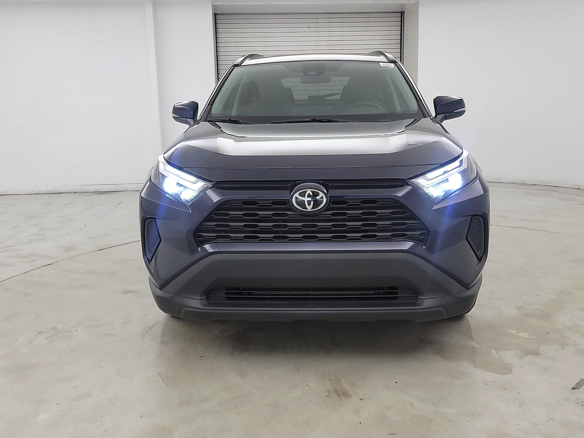 Thumbnail: 2022 Toyota RAV4 - 2