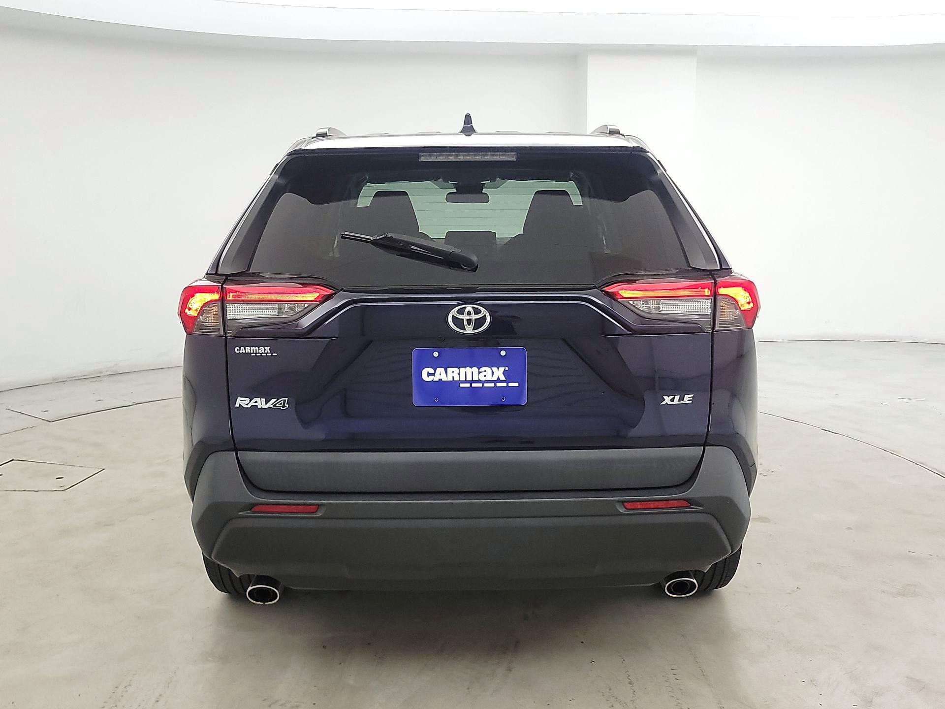 Thumbnail: 2022 Toyota RAV4 - 6