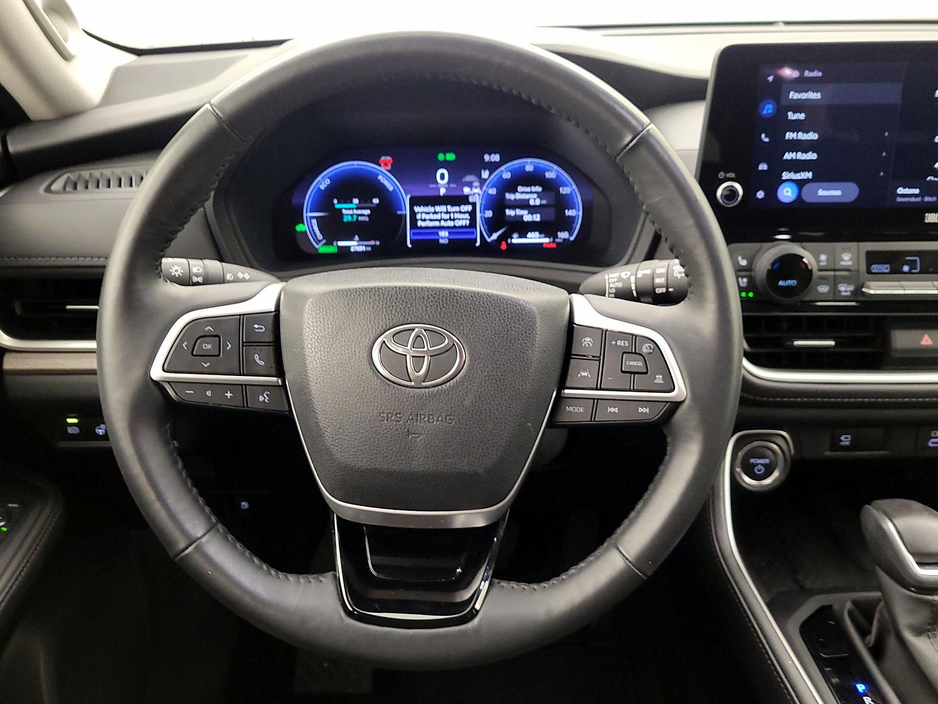 Thumbnail: 2024 Toyota Highlander - 10
