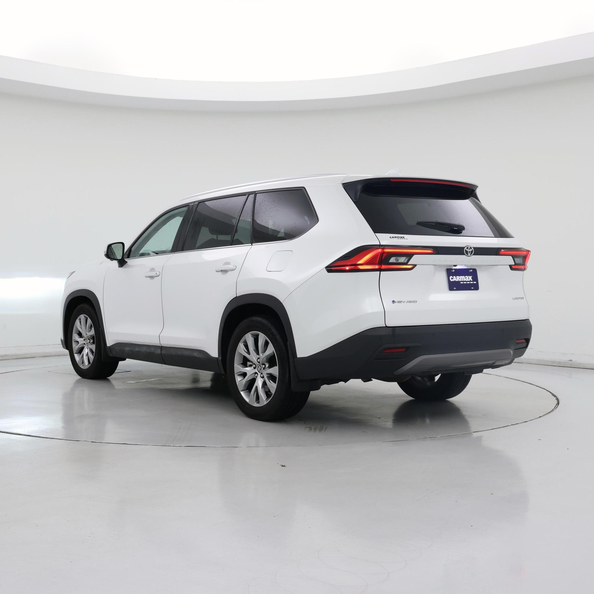 Thumbnail: 2024 Toyota Highlander - 2