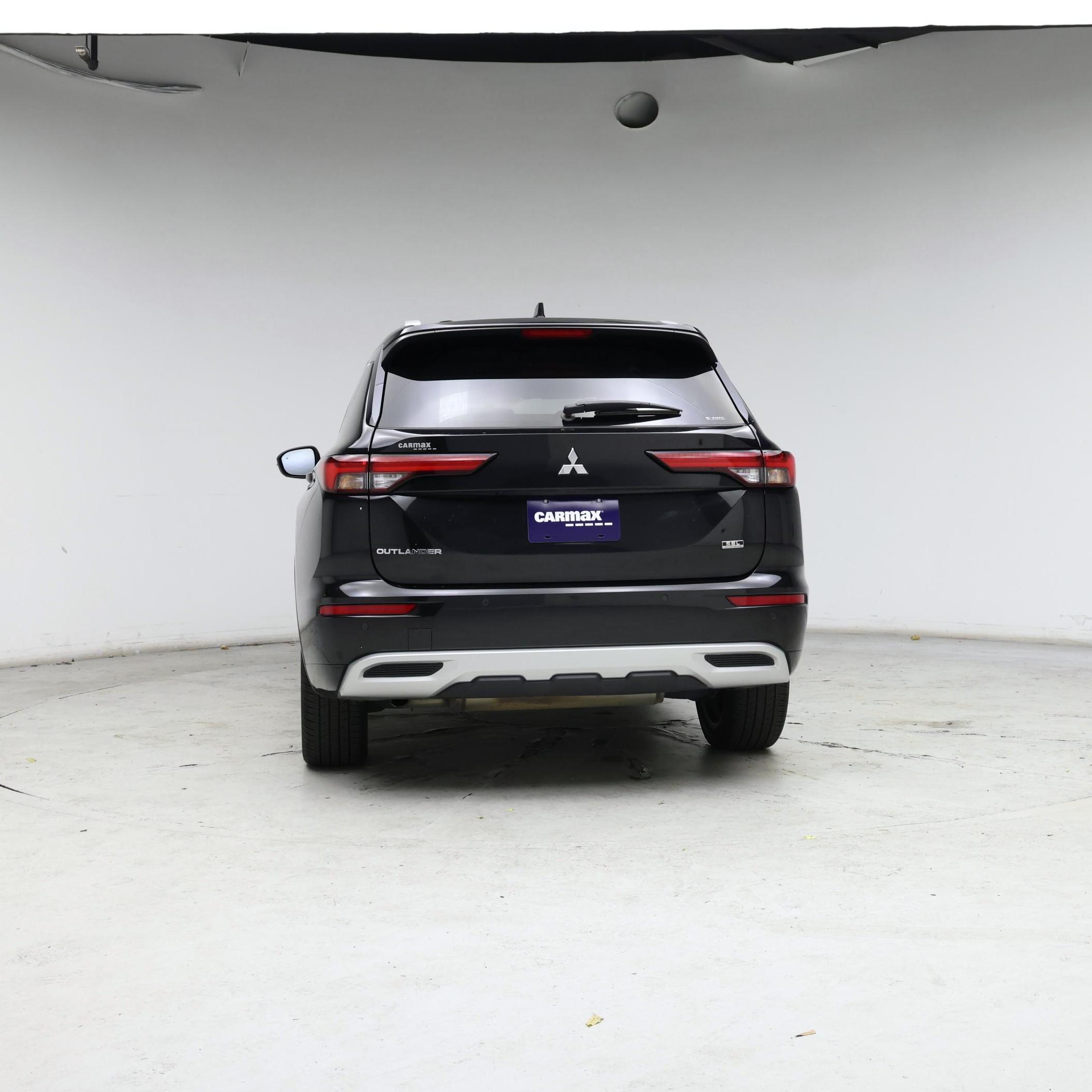 Thumbnail: 2022 Mitsubishi Outlander - 6
