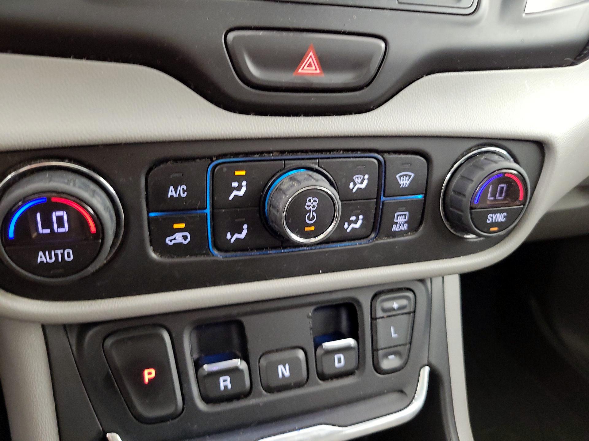 Thumbnail: 2019 GMC Terrain - 16