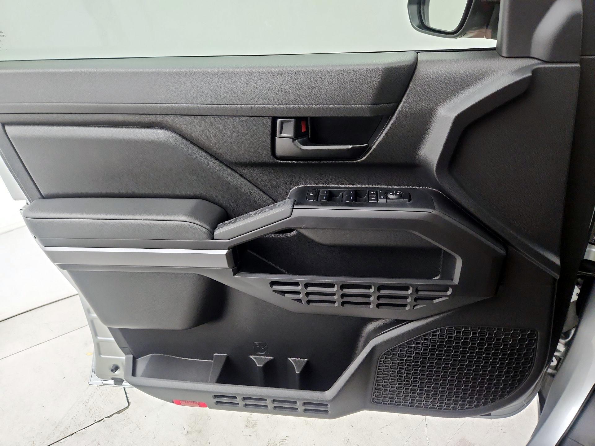 Thumbnail: 2025 Toyota Tacoma - 12