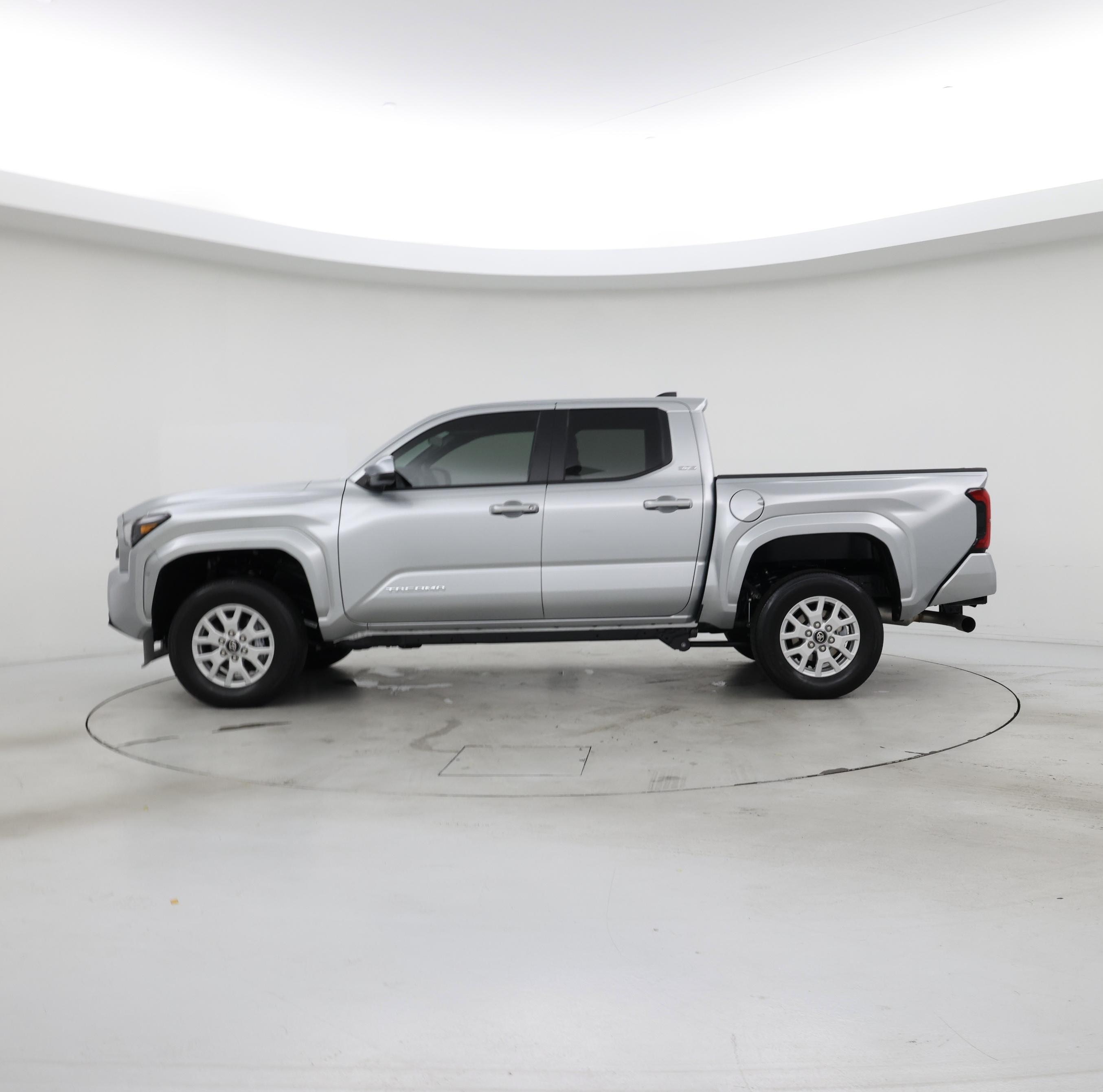 Thumbnail: 2025 Toyota Tacoma - 3