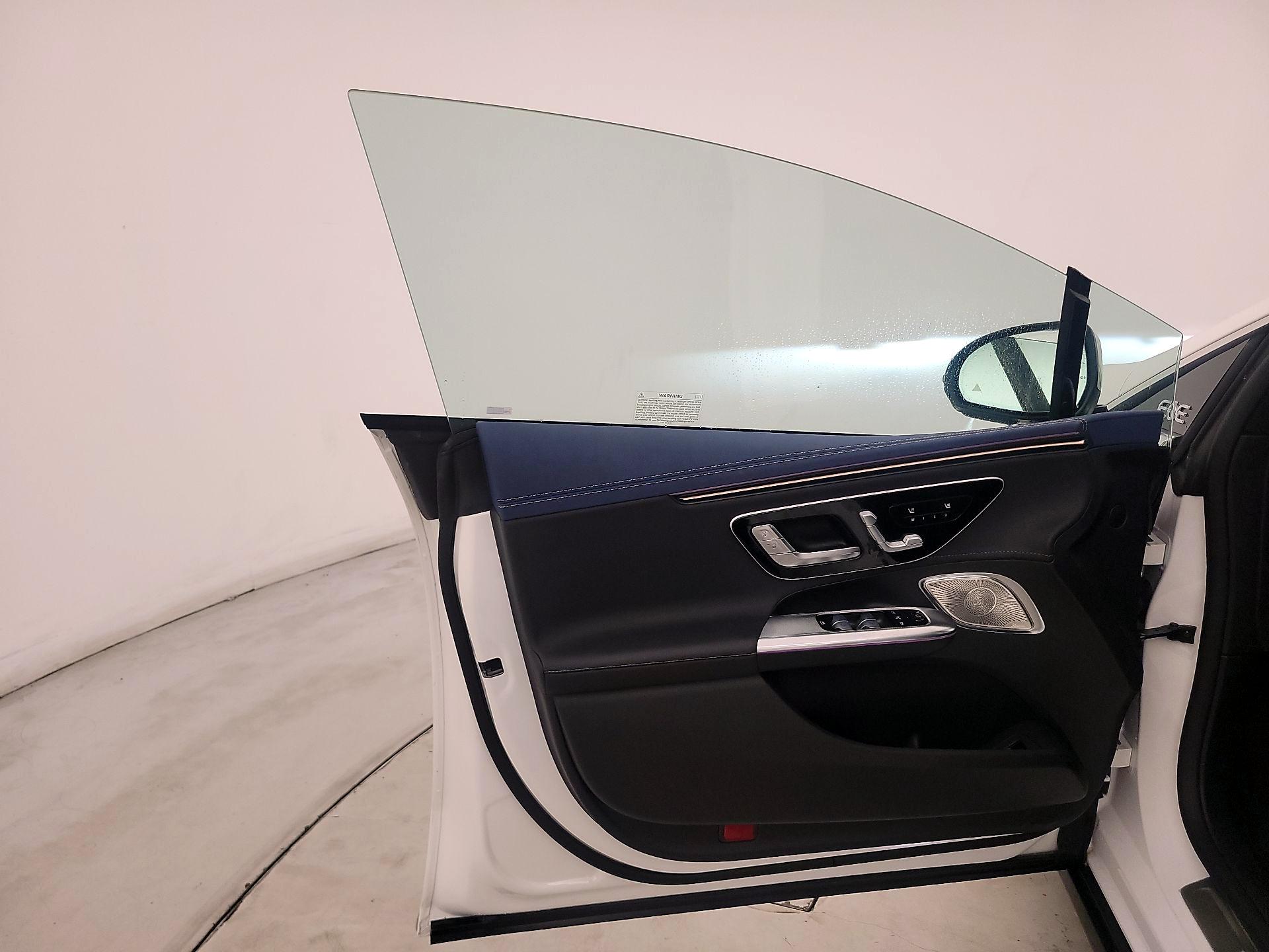 Thumbnail: 2024 Mercedes-Benz EQE - 10