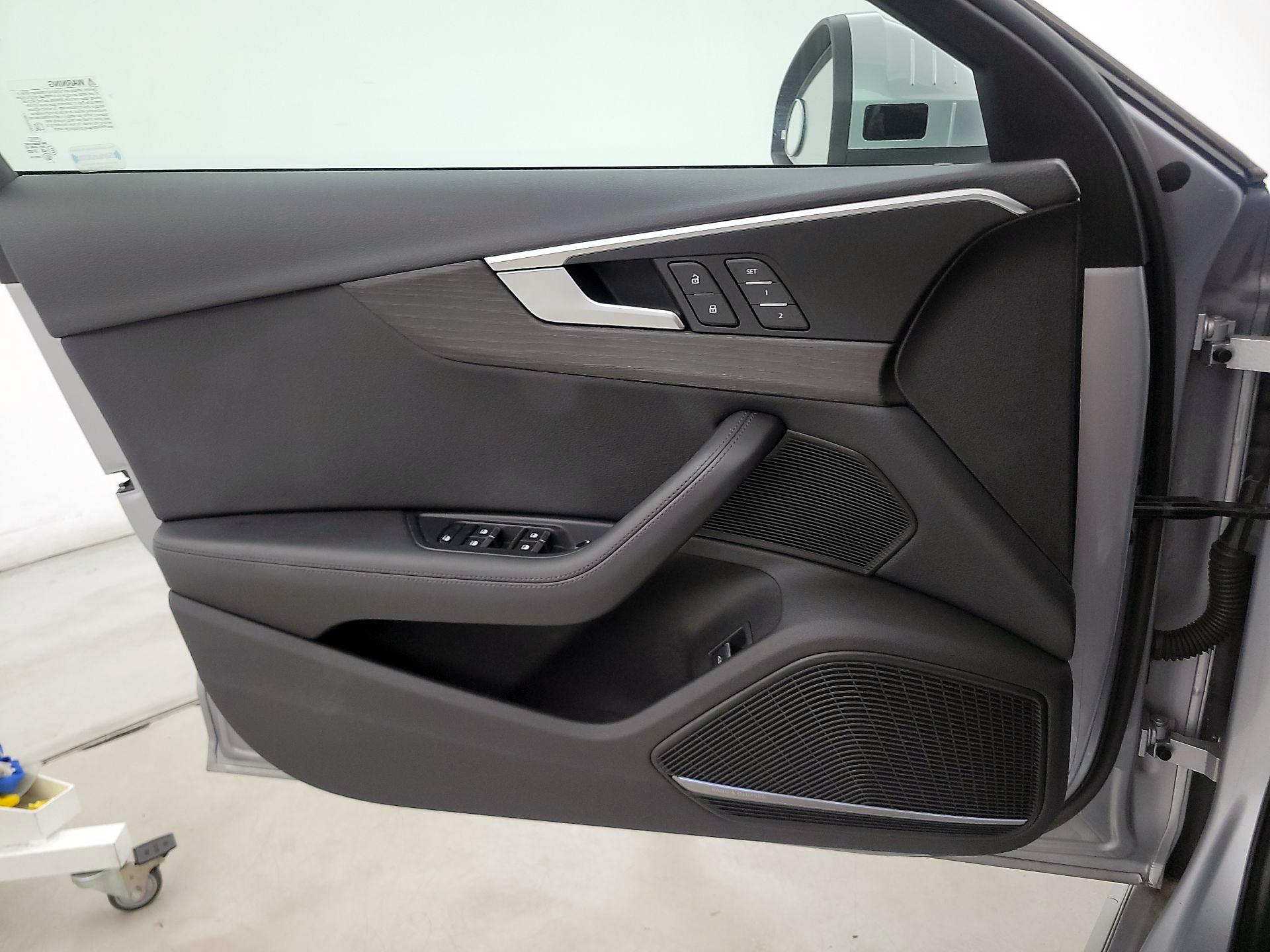 Thumbnail: 2019 Audi A4 - 12