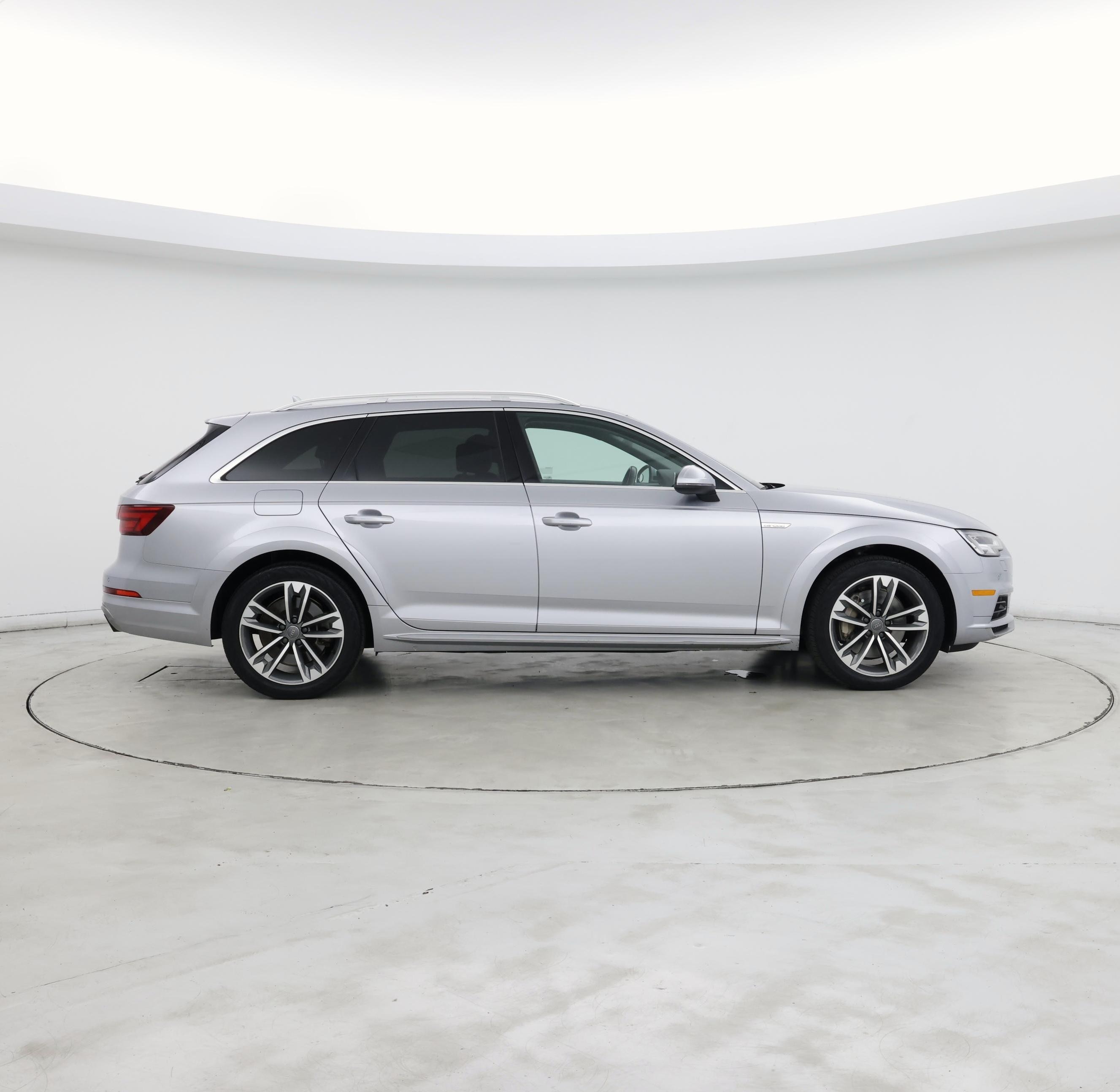 Thumbnail: 2019 Audi A4 - 7