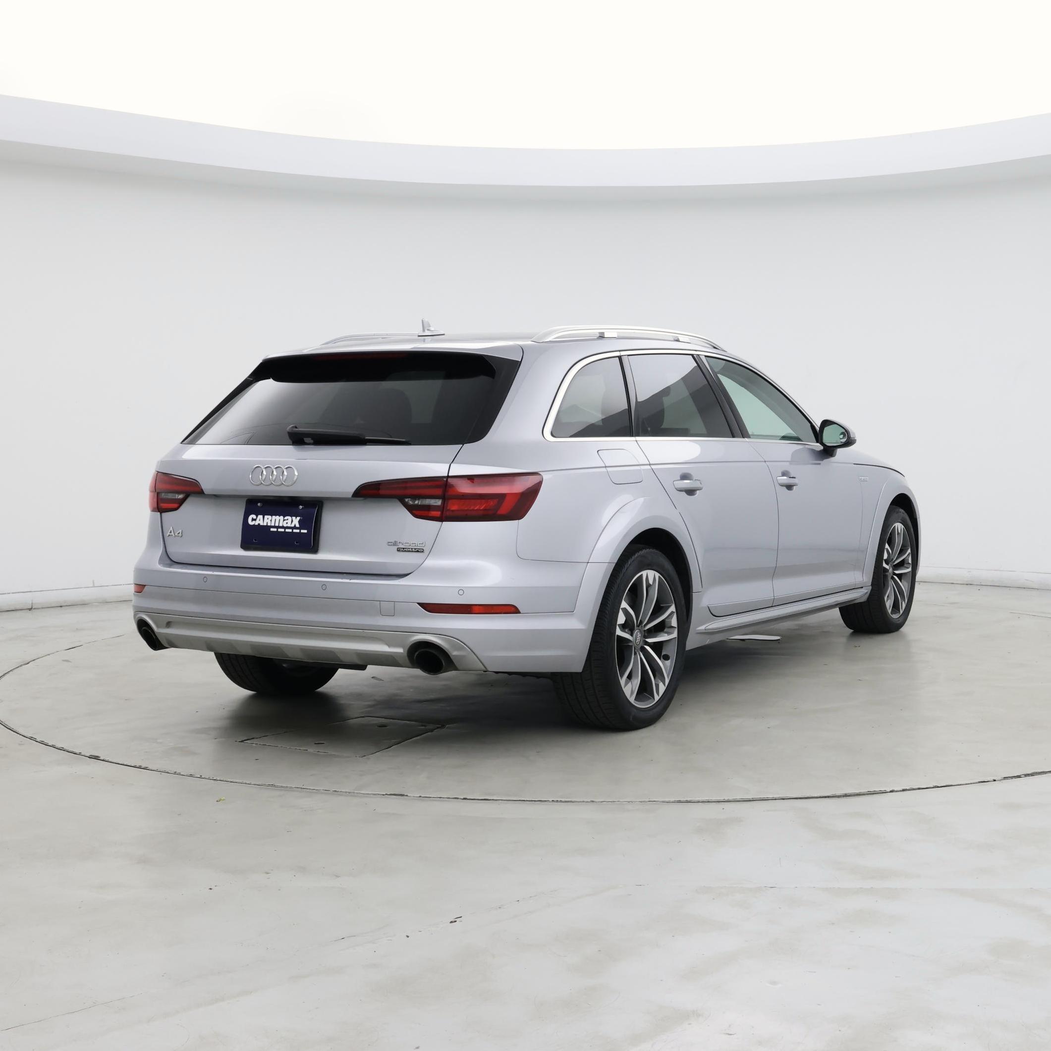 Thumbnail: 2019 Audi A4 - 8