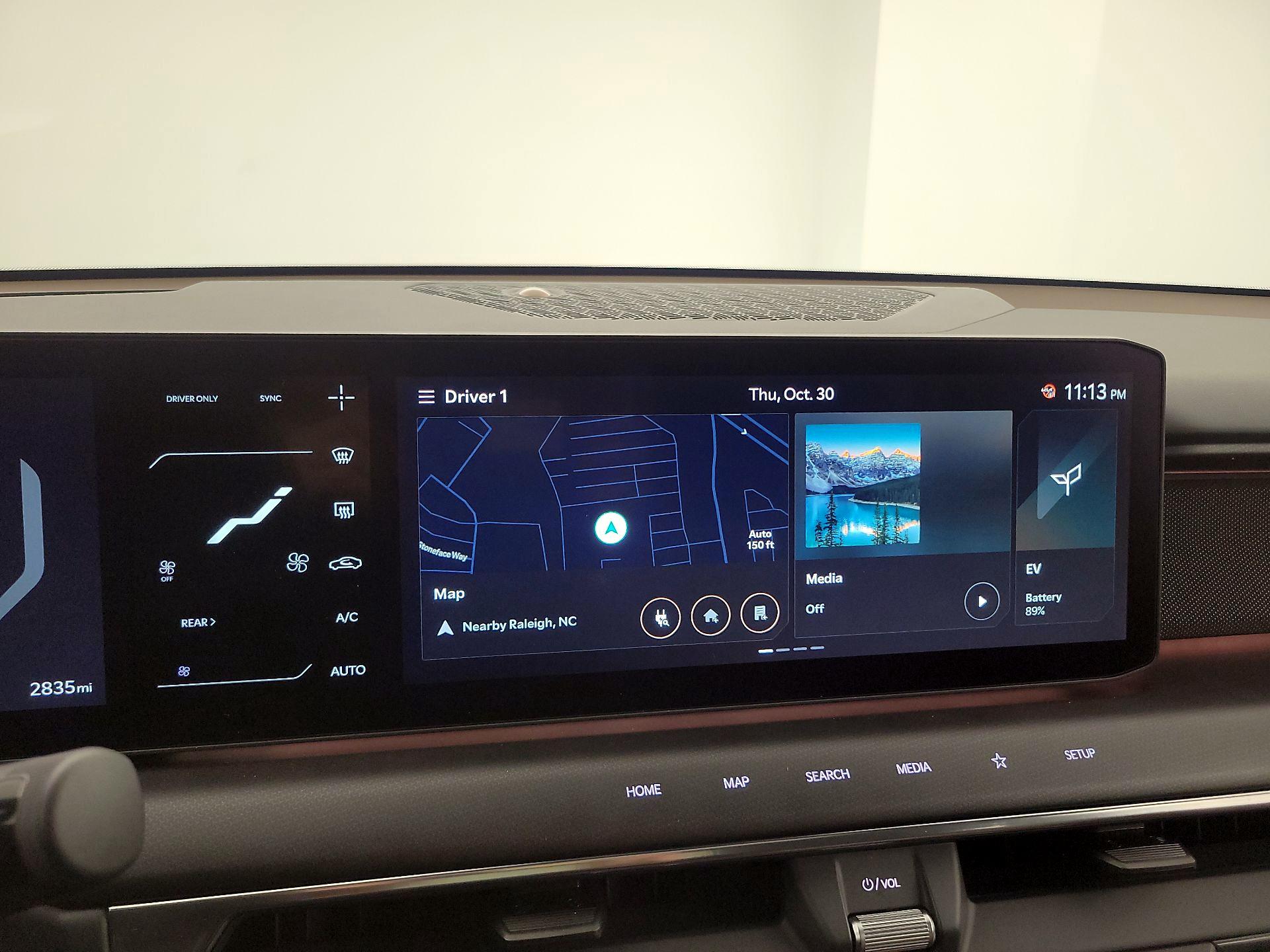 Thumbnail: 2024 Kia EV9 - 16