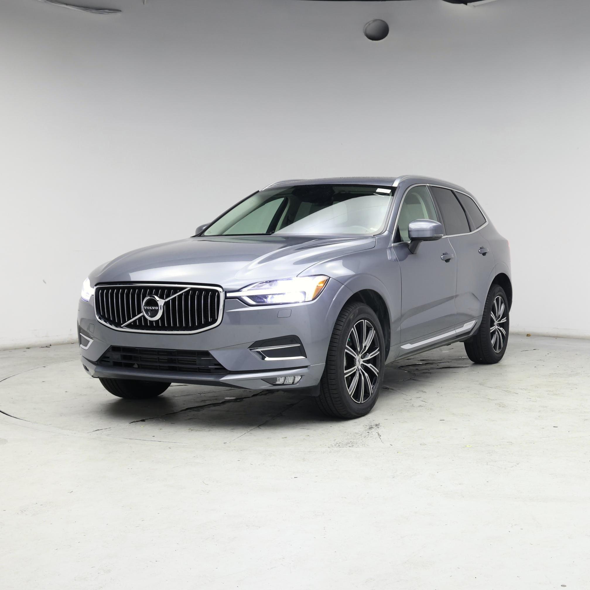 Thumbnail: 2020 Volvo XC60 - 4