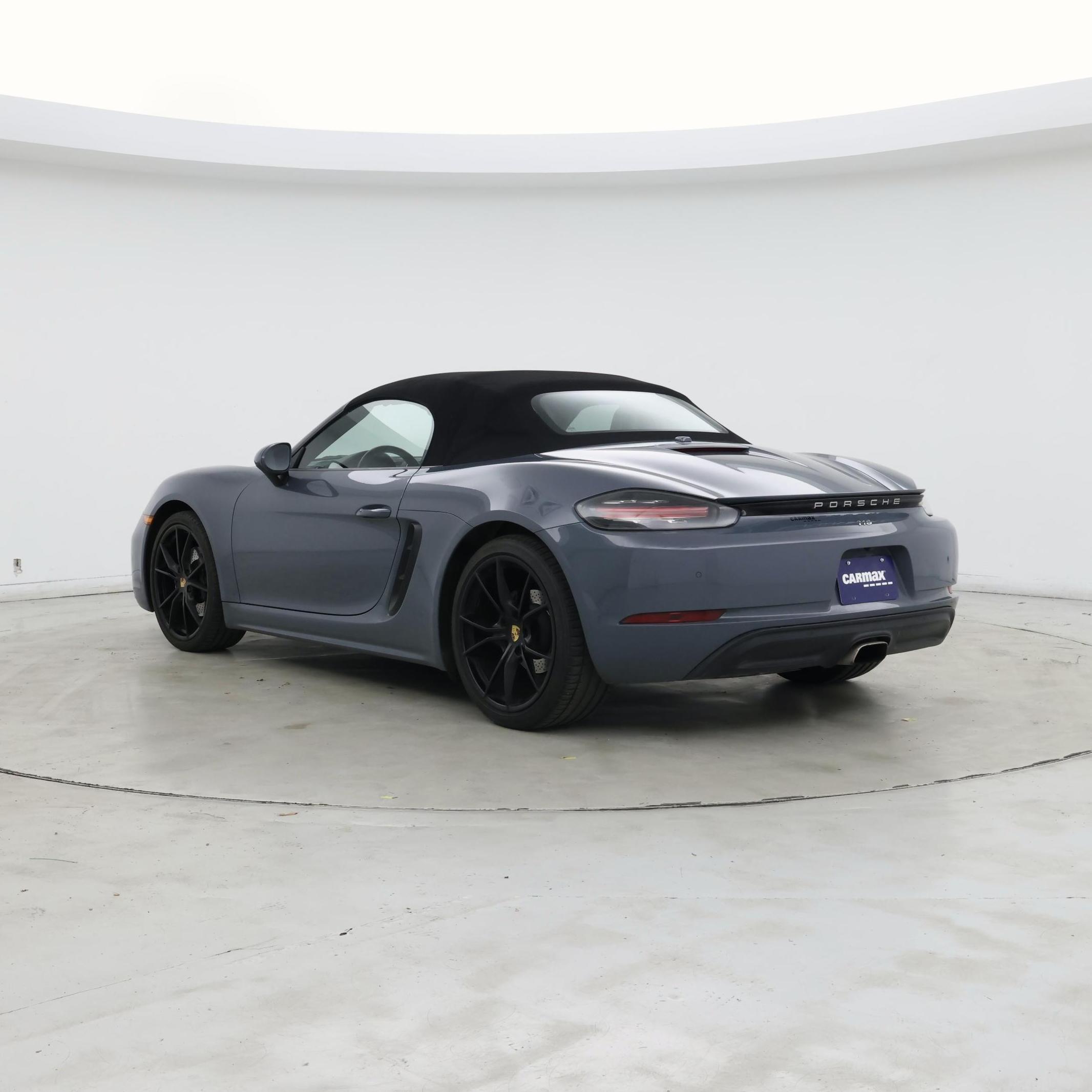 Thumbnail: 2017 Porsche 718 Boxster - 2