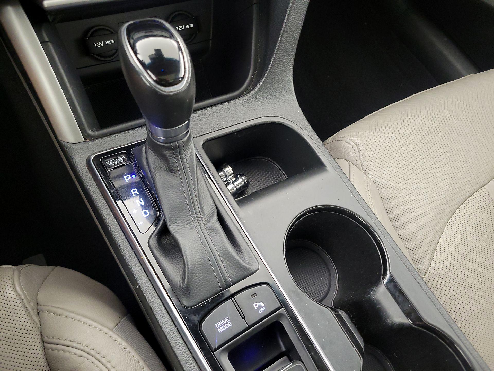 Thumbnail: 2015 Hyundai Sonata - 18