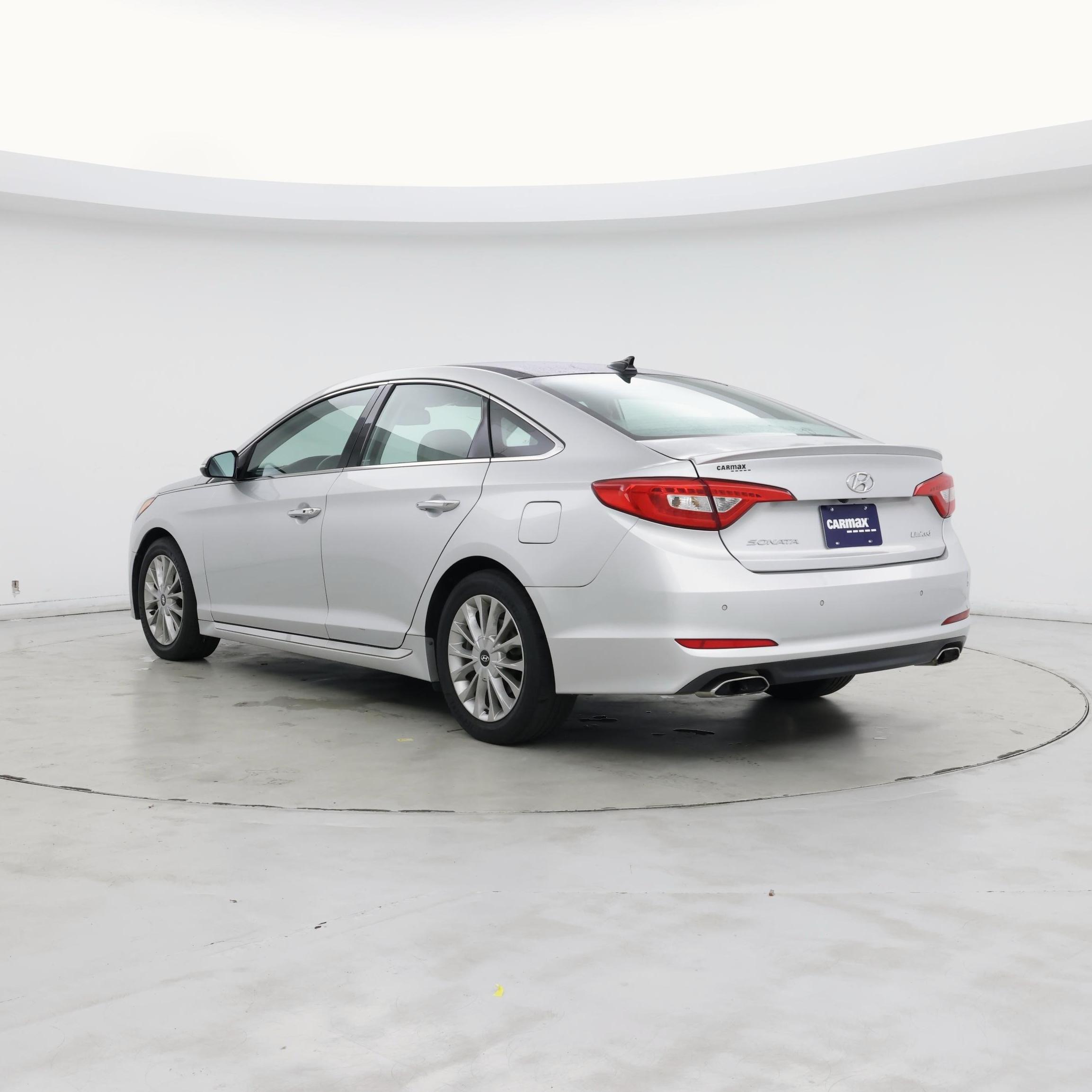 Thumbnail: 2015 Hyundai Sonata - 2