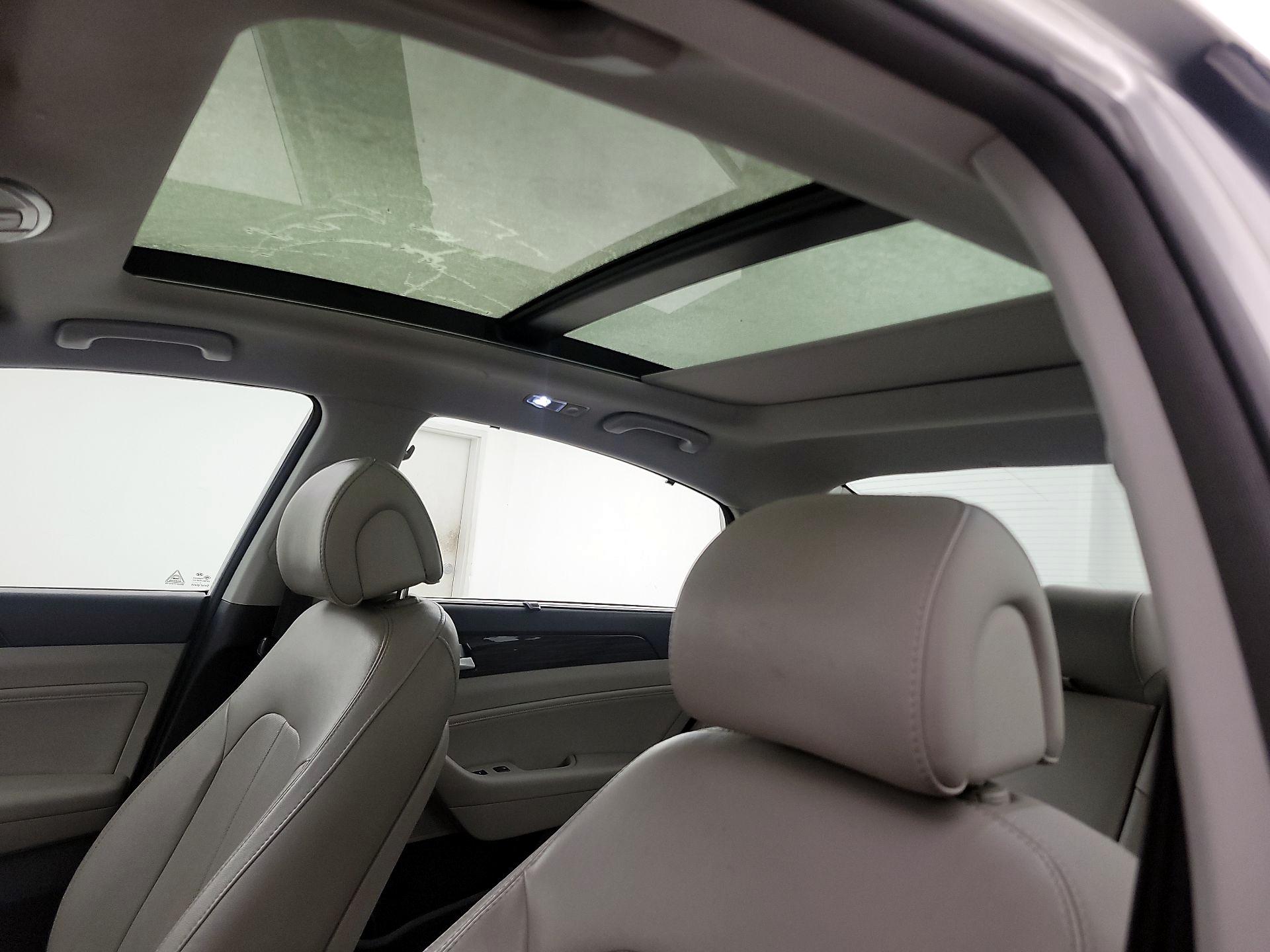 Thumbnail: 2015 Hyundai Sonata - 20