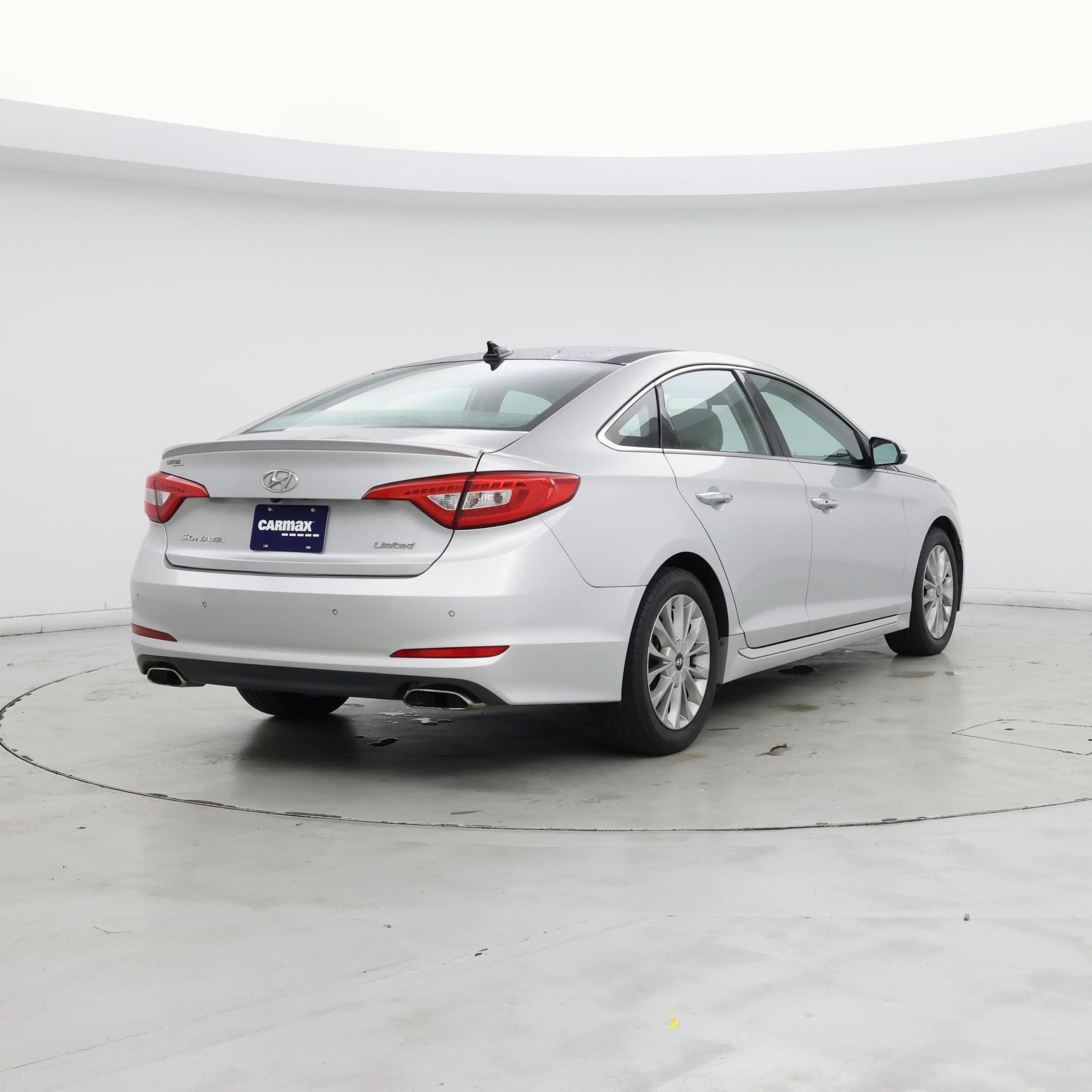 Thumbnail: 2015 Hyundai Sonata - 8