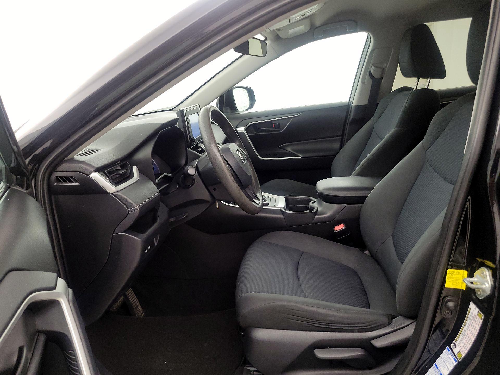 Thumbnail: 2020 Toyota RAV4 - 9