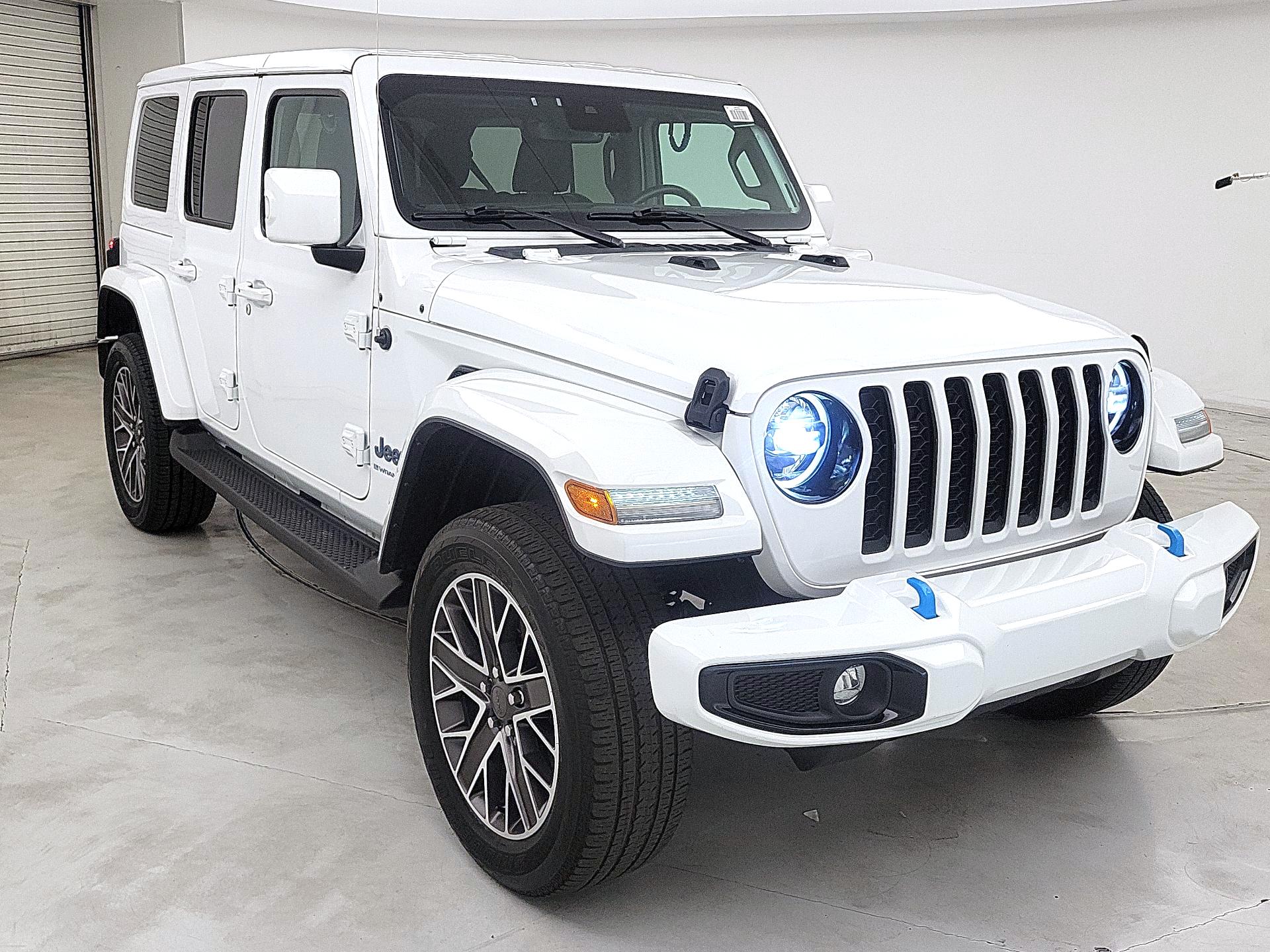 Thumbnail: 2023 Jeep Wrangler - 3