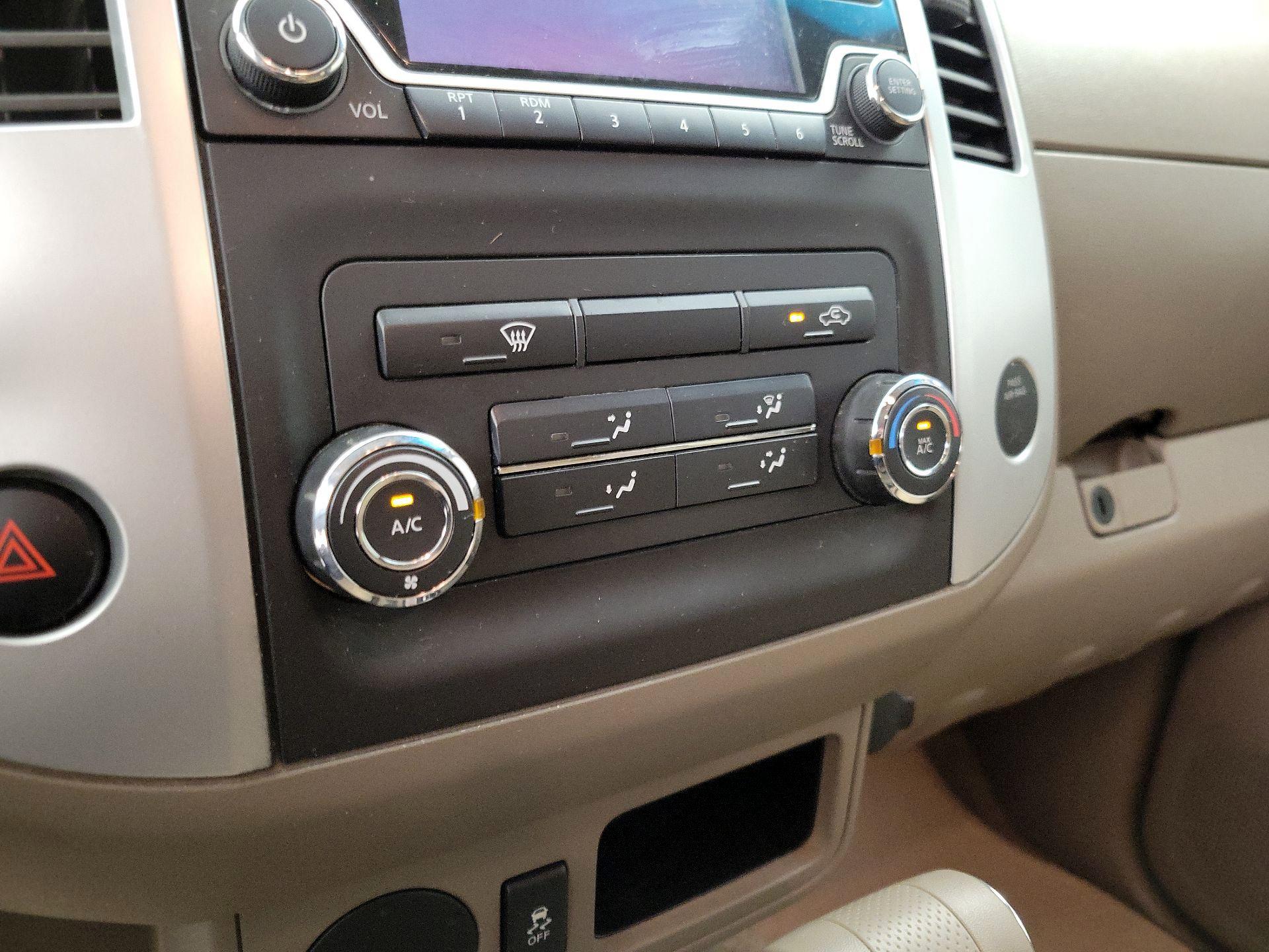 Thumbnail: 2015 Nissan Frontier - 15