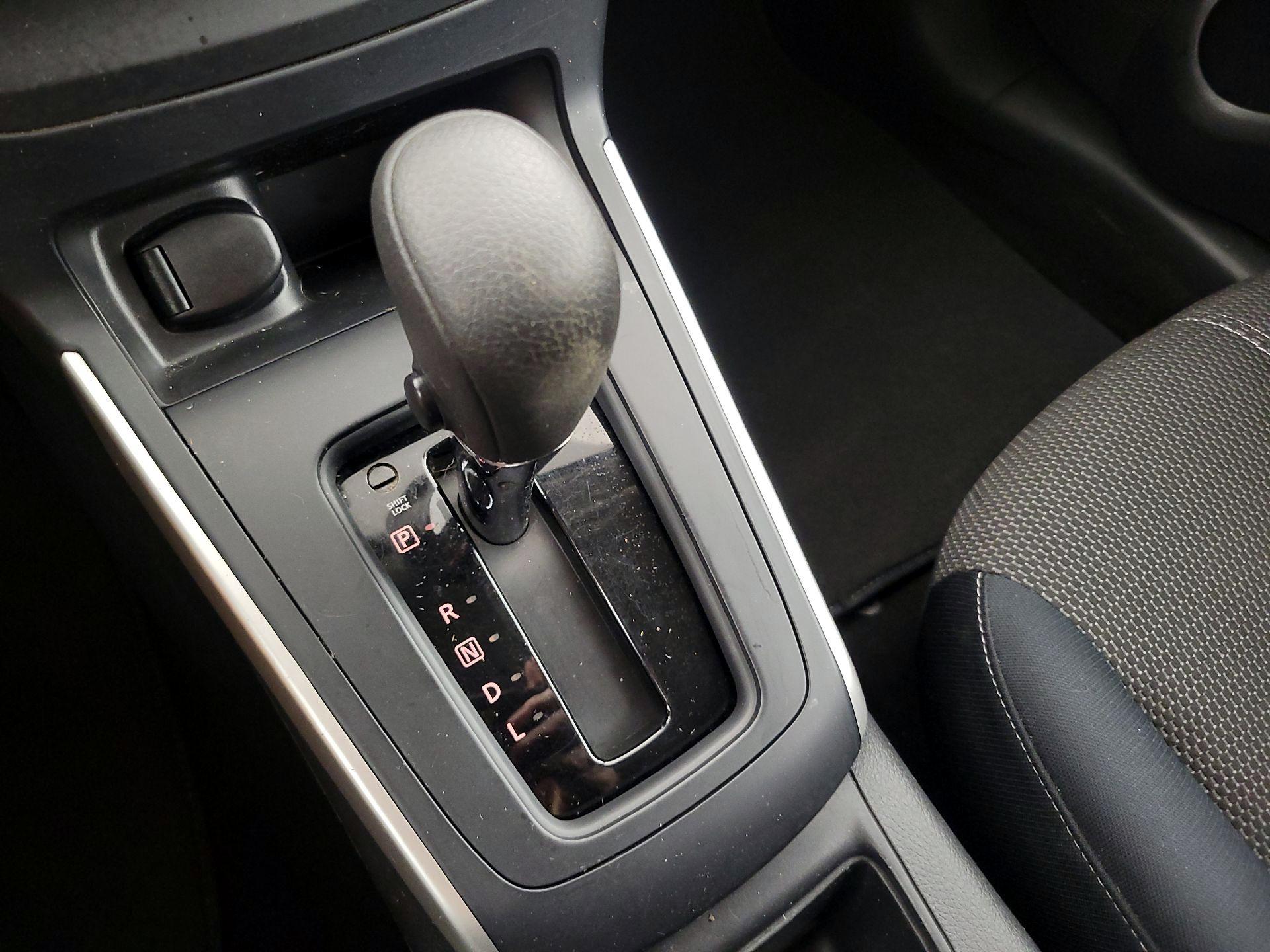 Thumbnail: 2016 Nissan Sentra - 14