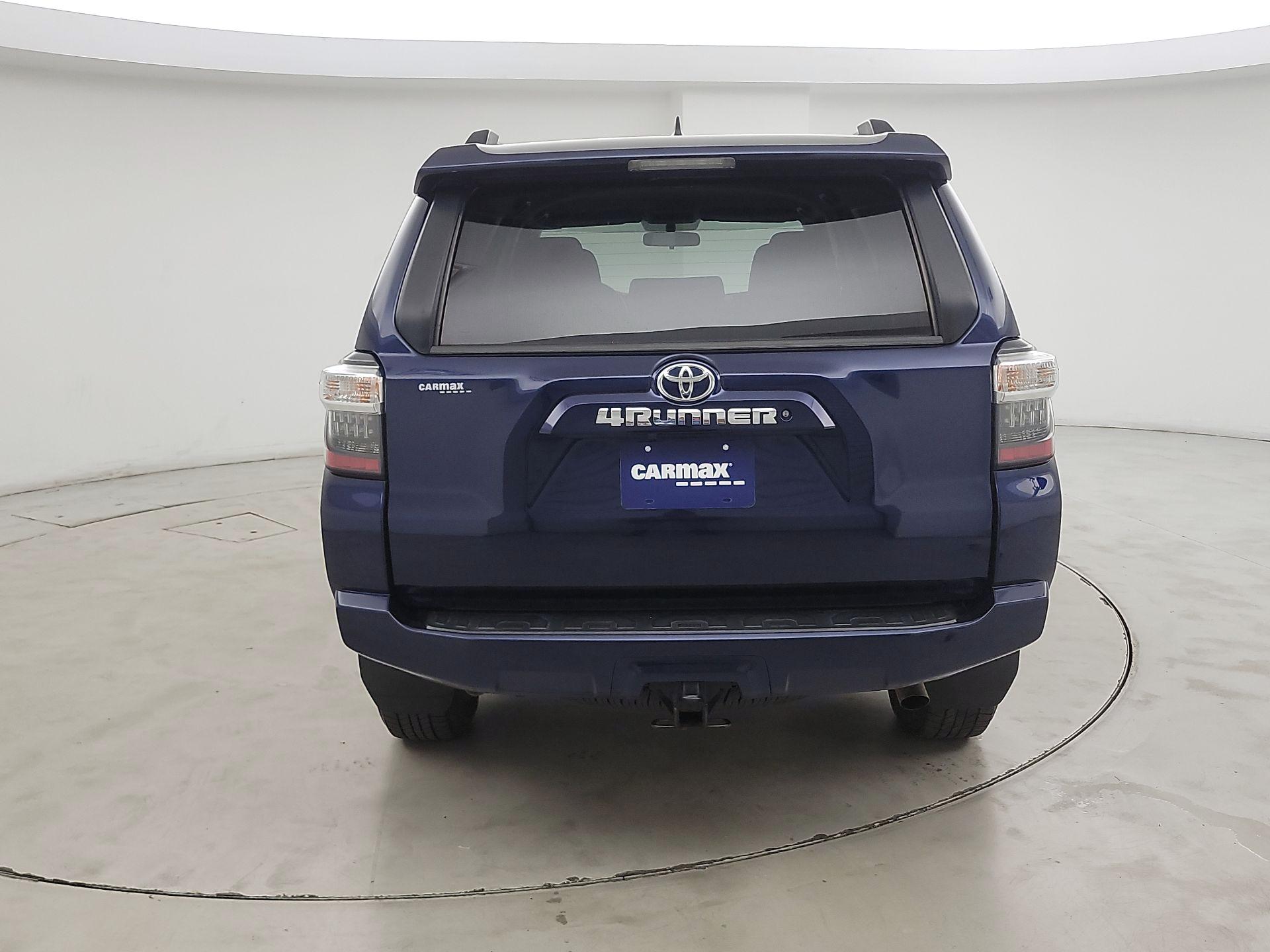 Thumbnail: 2019 Toyota 4Runner - 6