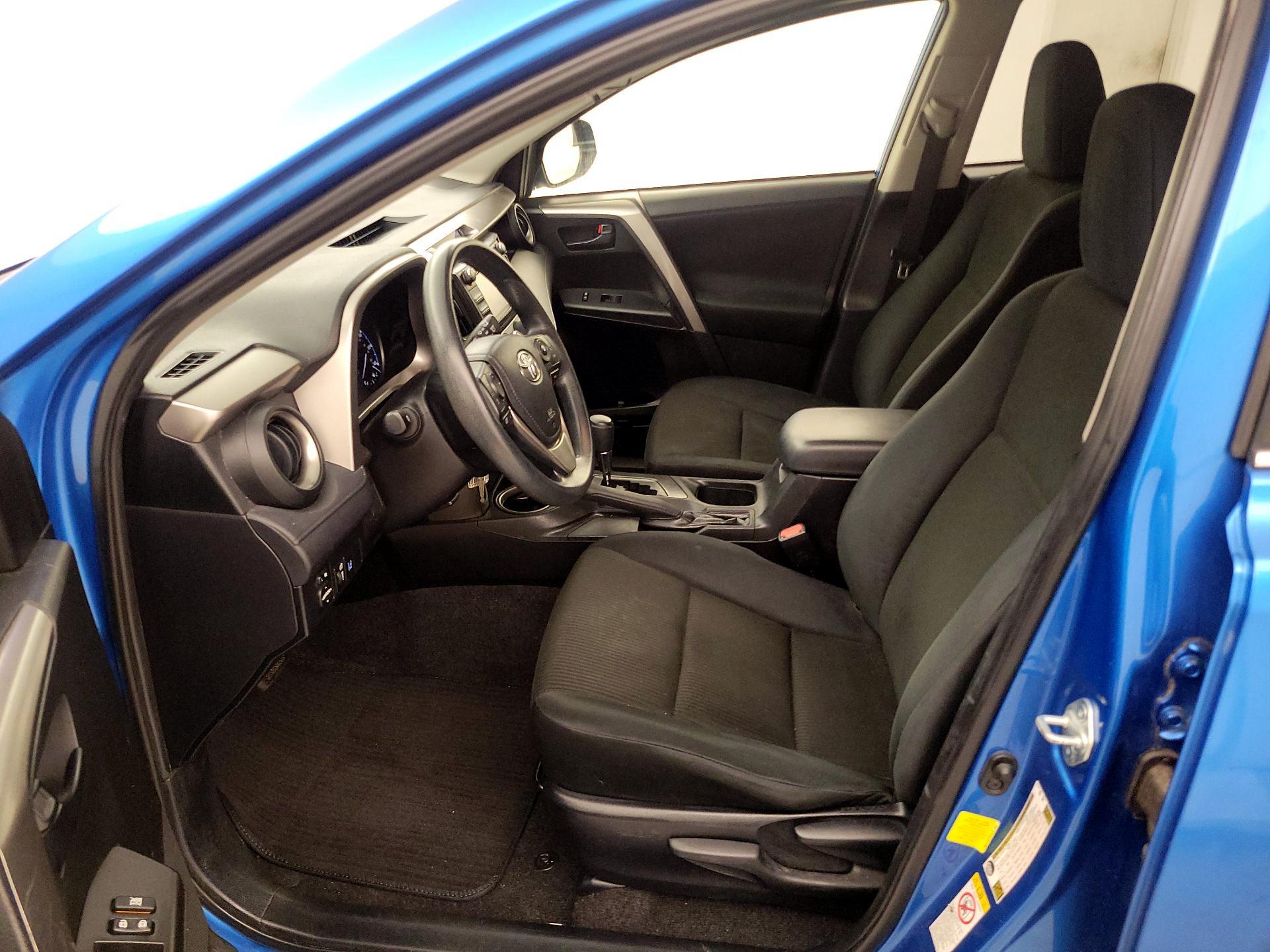Thumbnail: 2017 Toyota RAV4 - 11