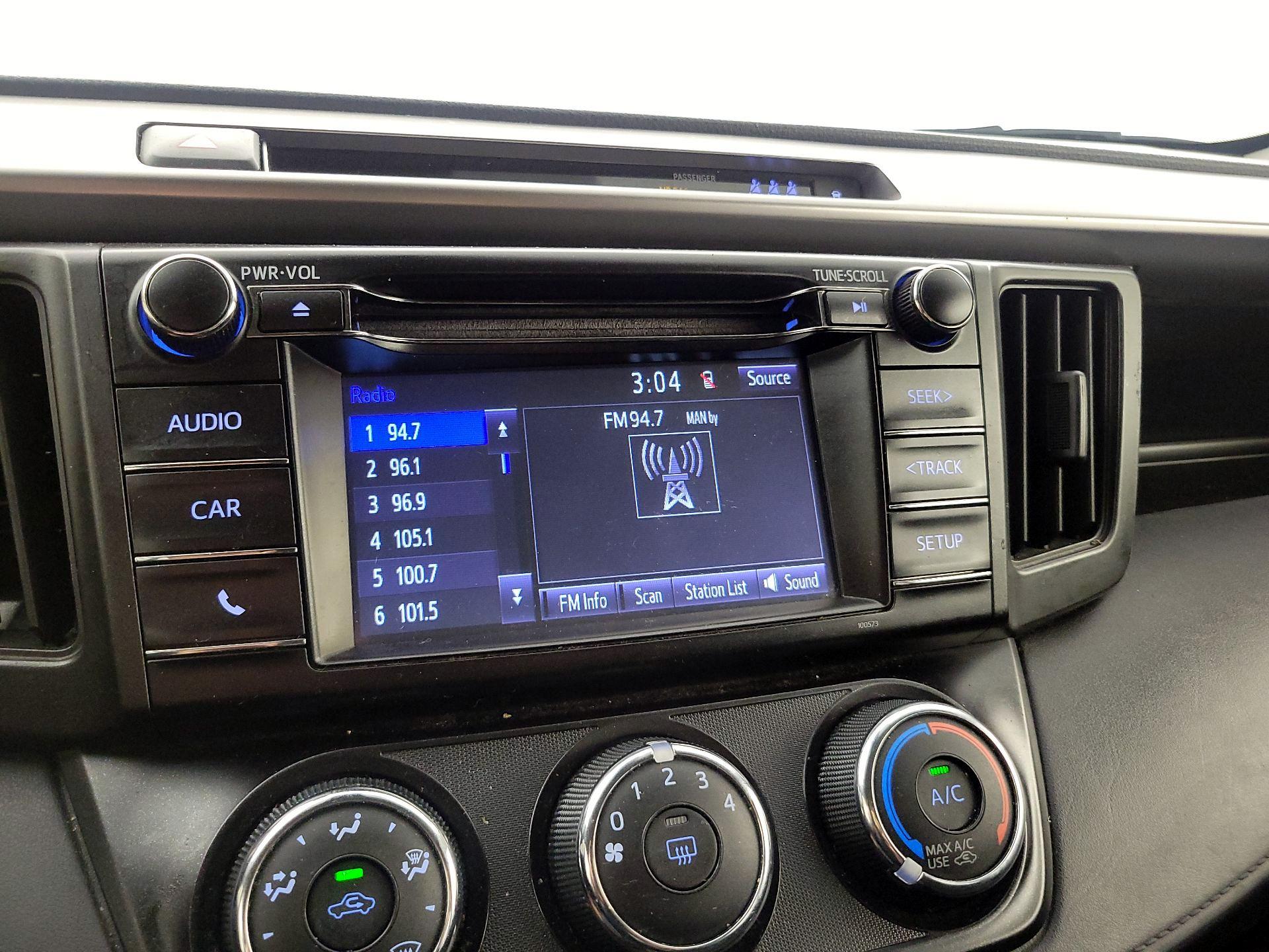 Thumbnail: 2017 Toyota RAV4 - 15