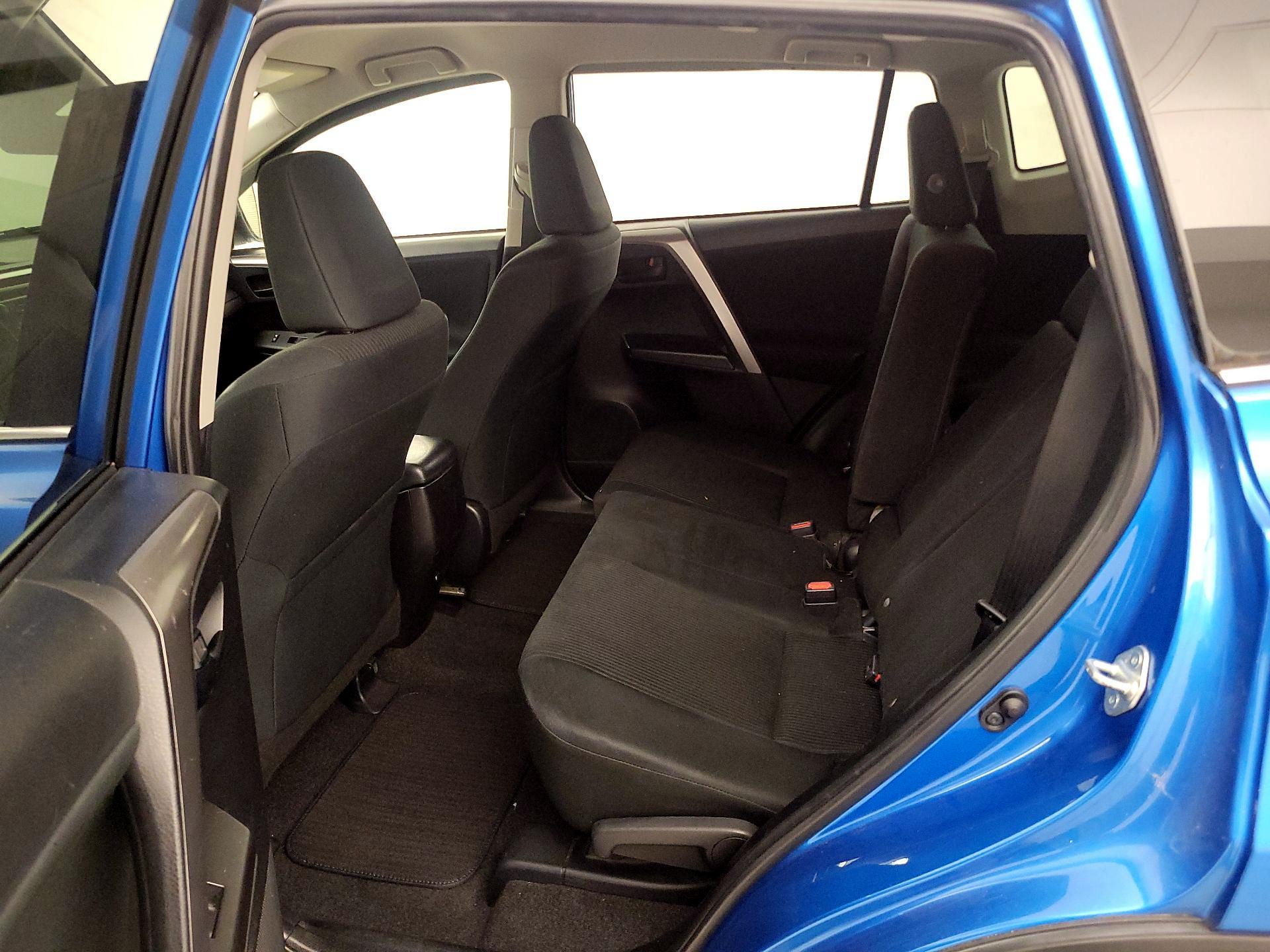 Thumbnail: 2017 Toyota RAV4 - 19