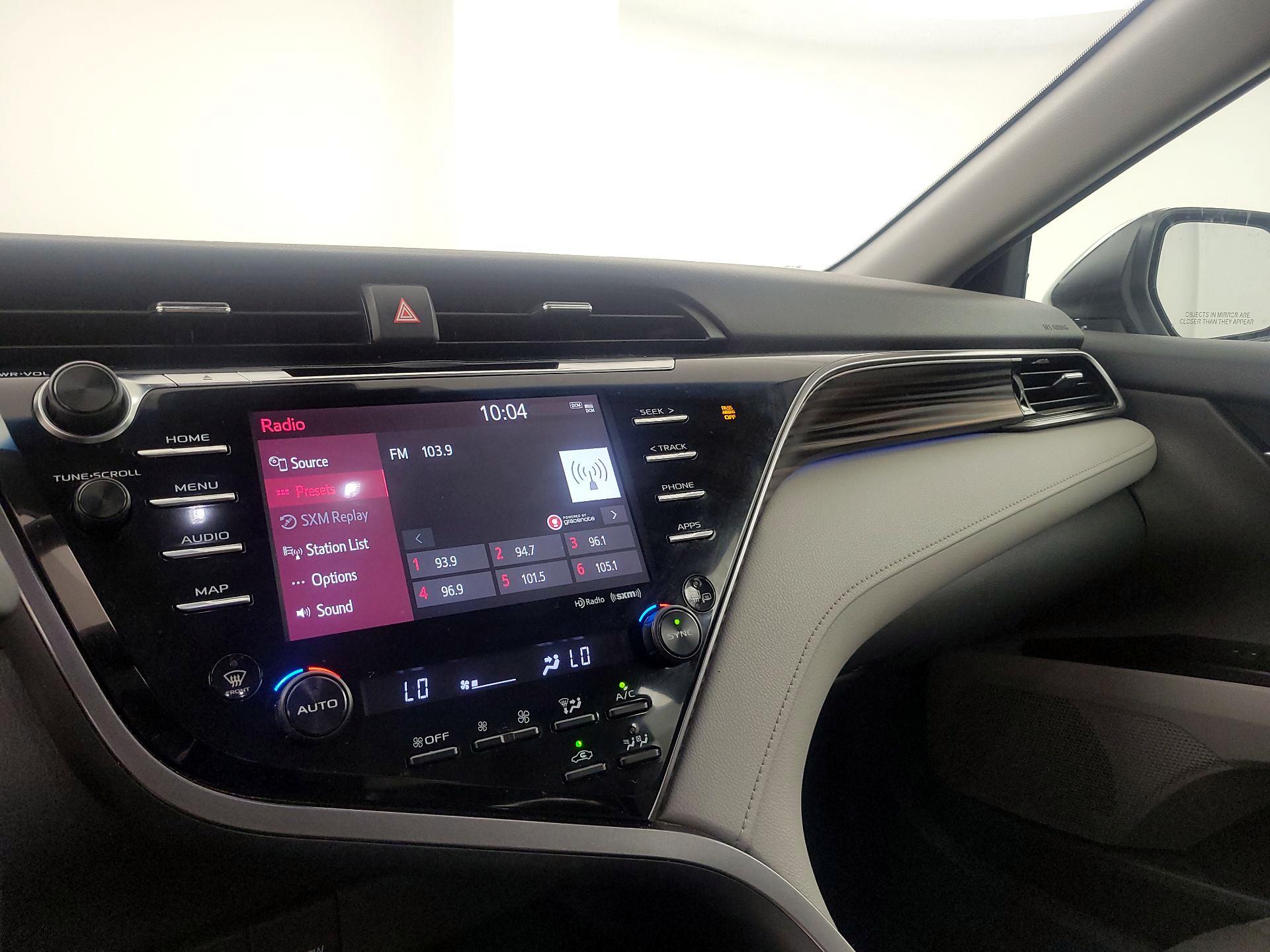 Thumbnail: 2020 Toyota Camry - 13