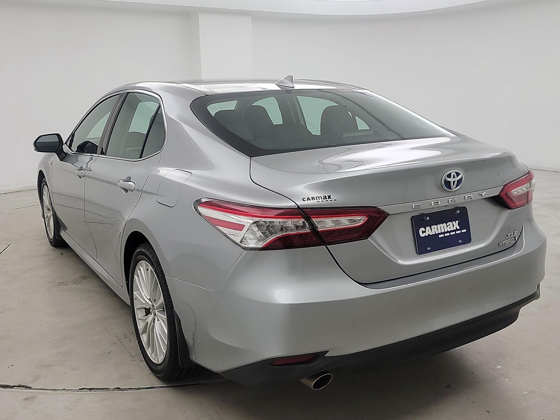 Thumbnail: 2020 Toyota Camry - 7