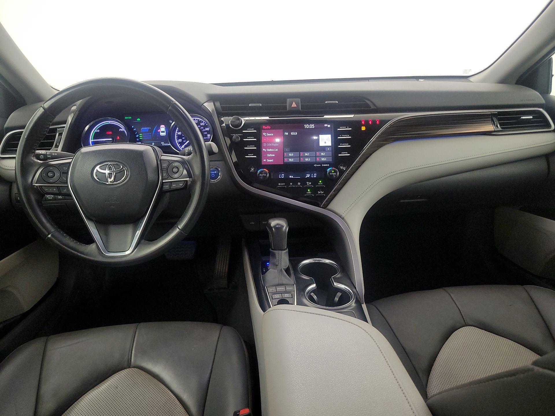 Thumbnail: 2020 Toyota Camry - 8