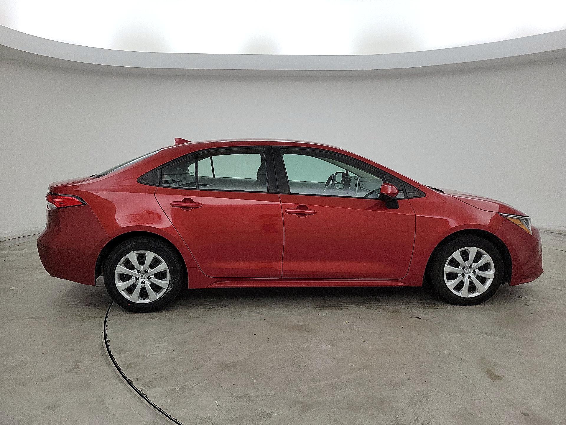Thumbnail: 2021 Toyota Corolla - 4