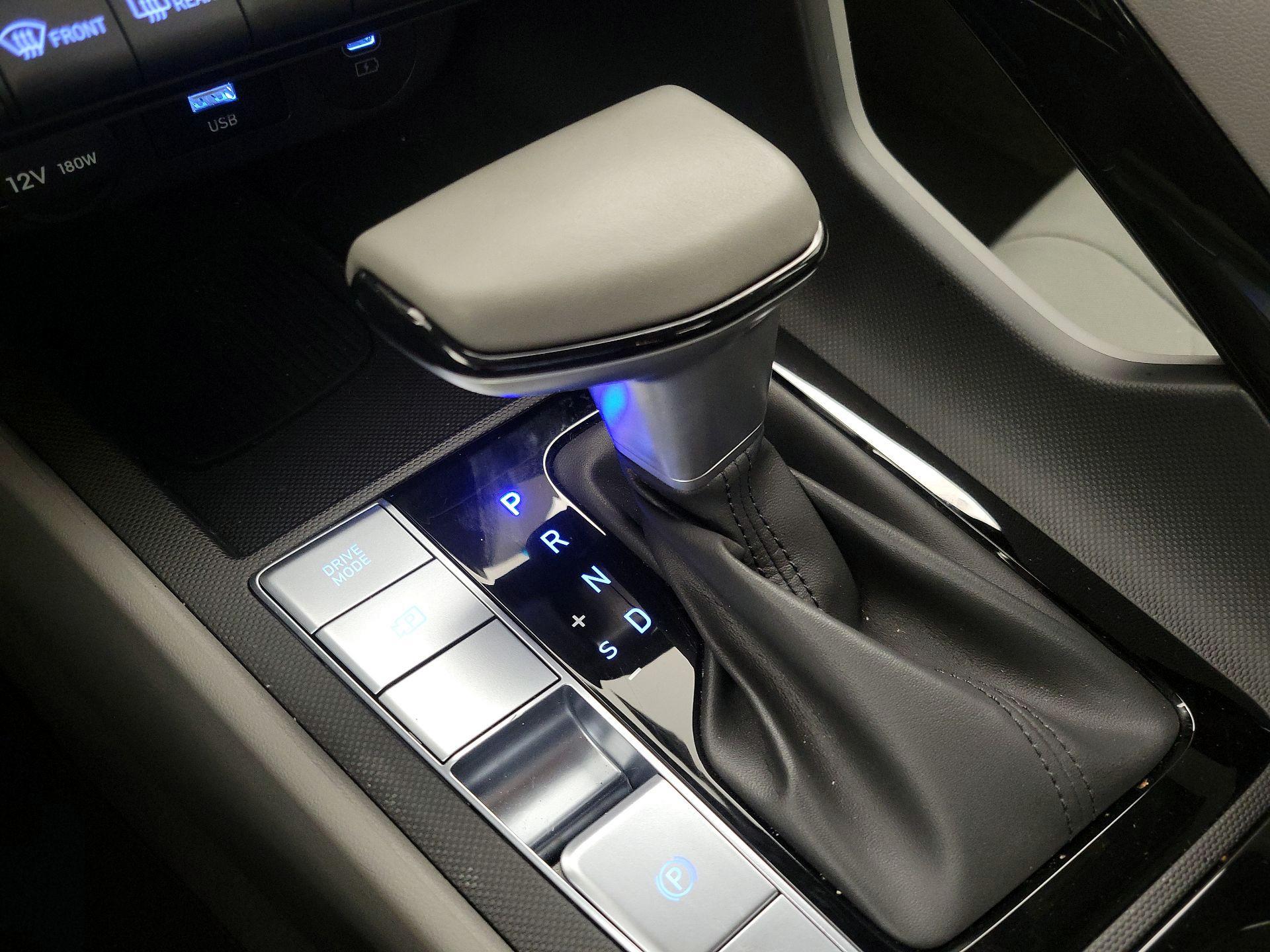 Thumbnail: 2025 Hyundai Elantra - 16