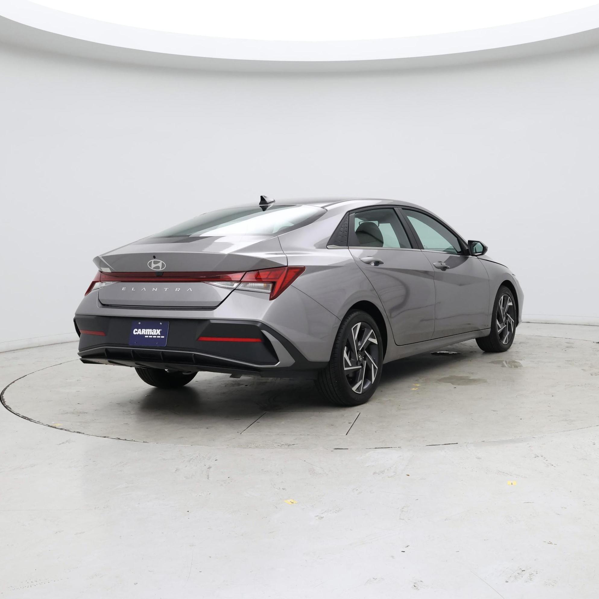 Thumbnail: 2025 Hyundai Elantra - 8