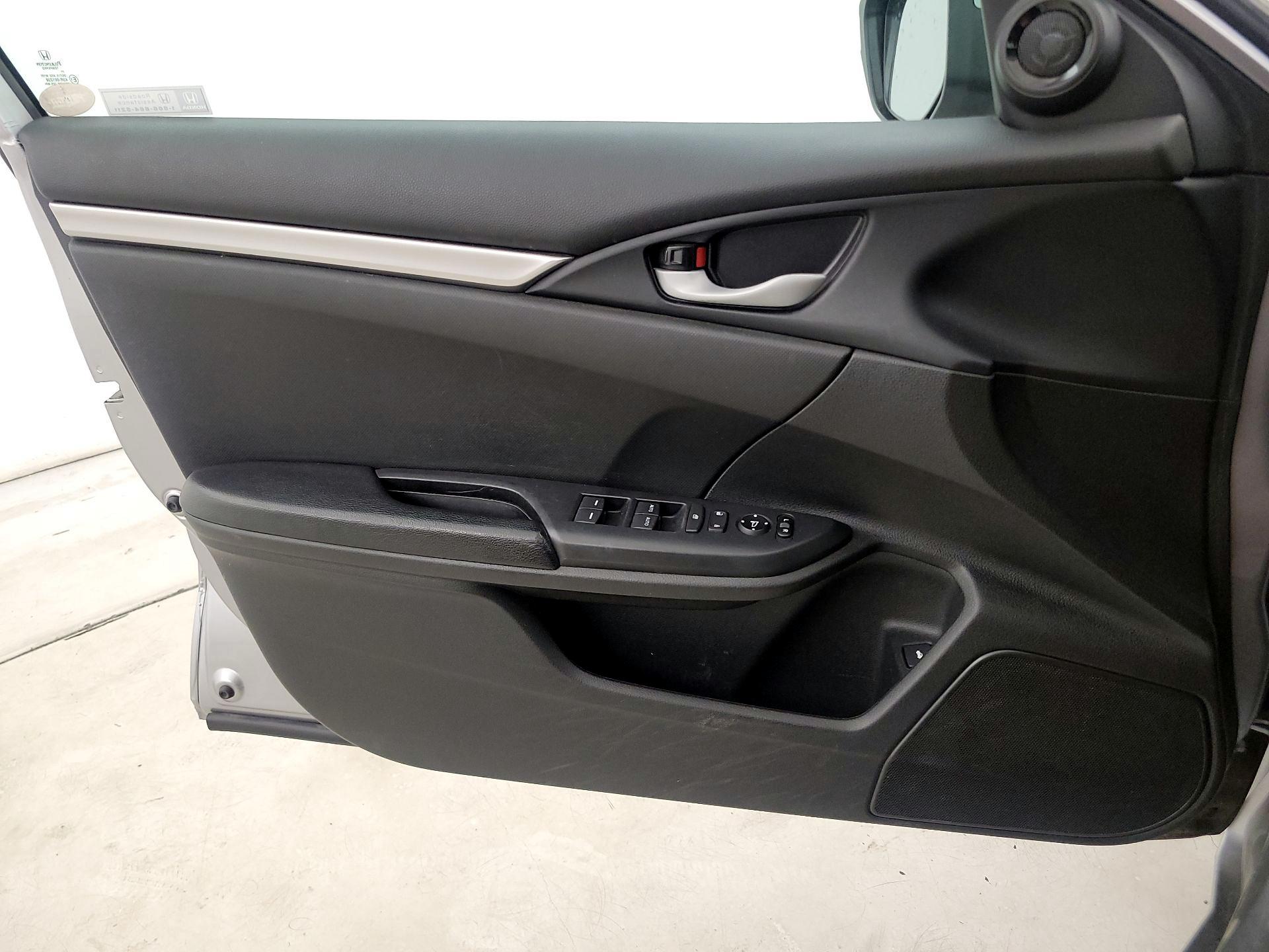 Thumbnail: 2020 Honda Civic - 12