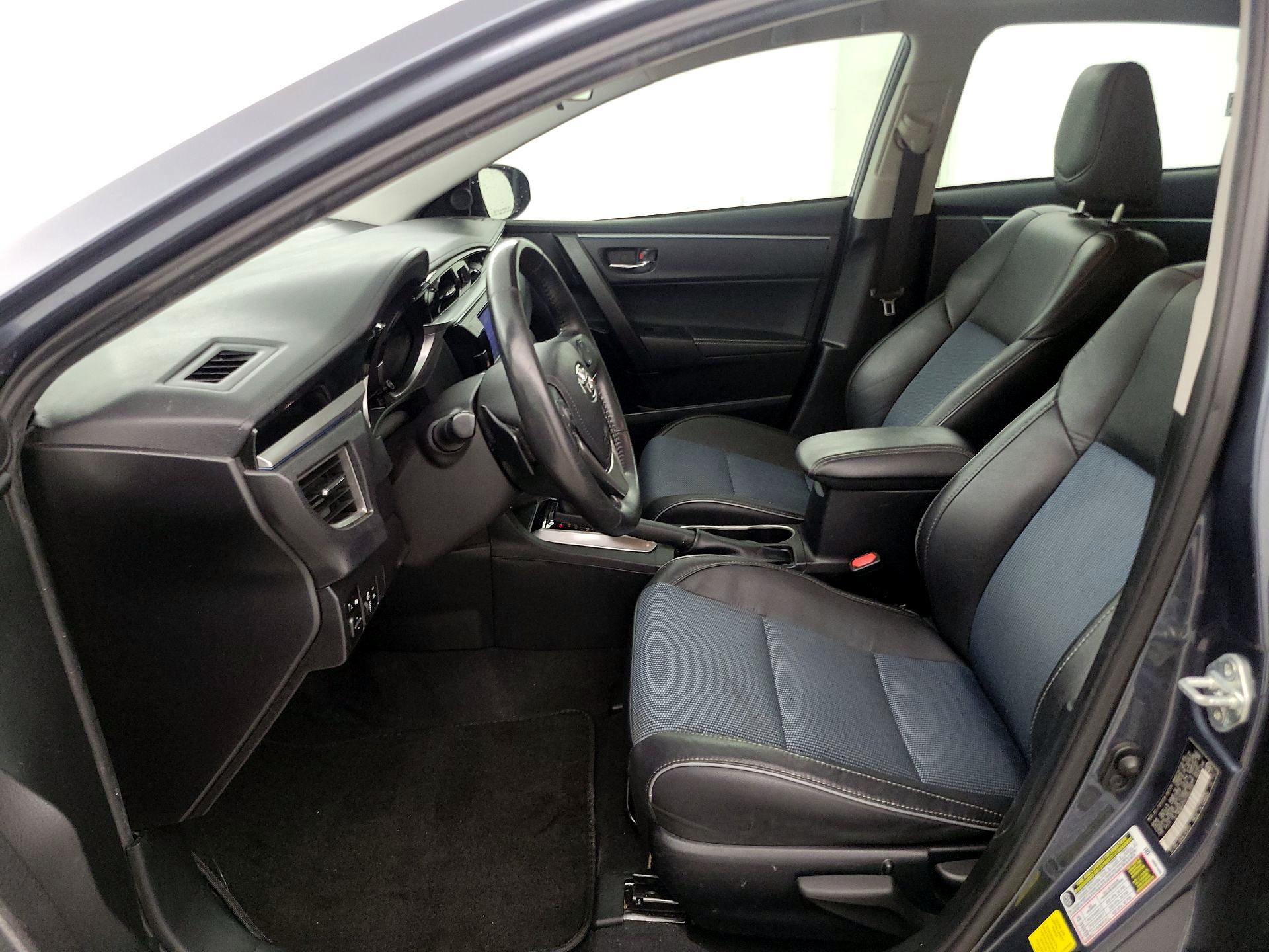 Thumbnail: 2015 Toyota Corolla - 9