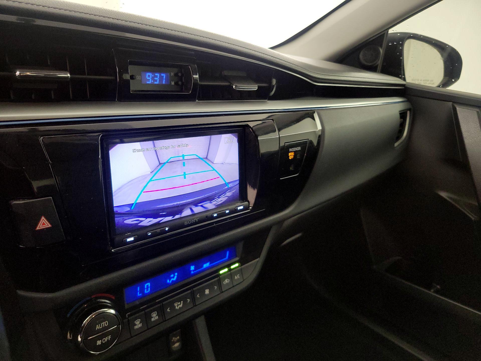 Thumbnail: 2015 Toyota Corolla - 12