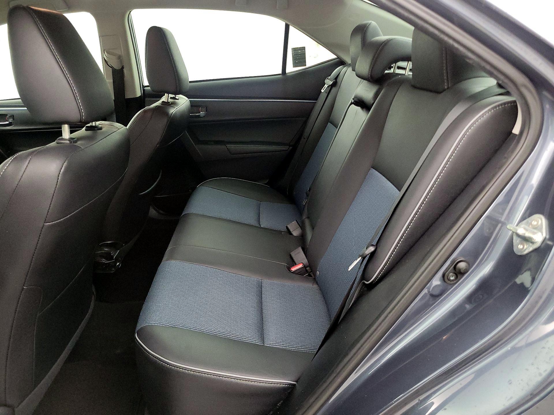 Thumbnail: 2015 Toyota Corolla - 17