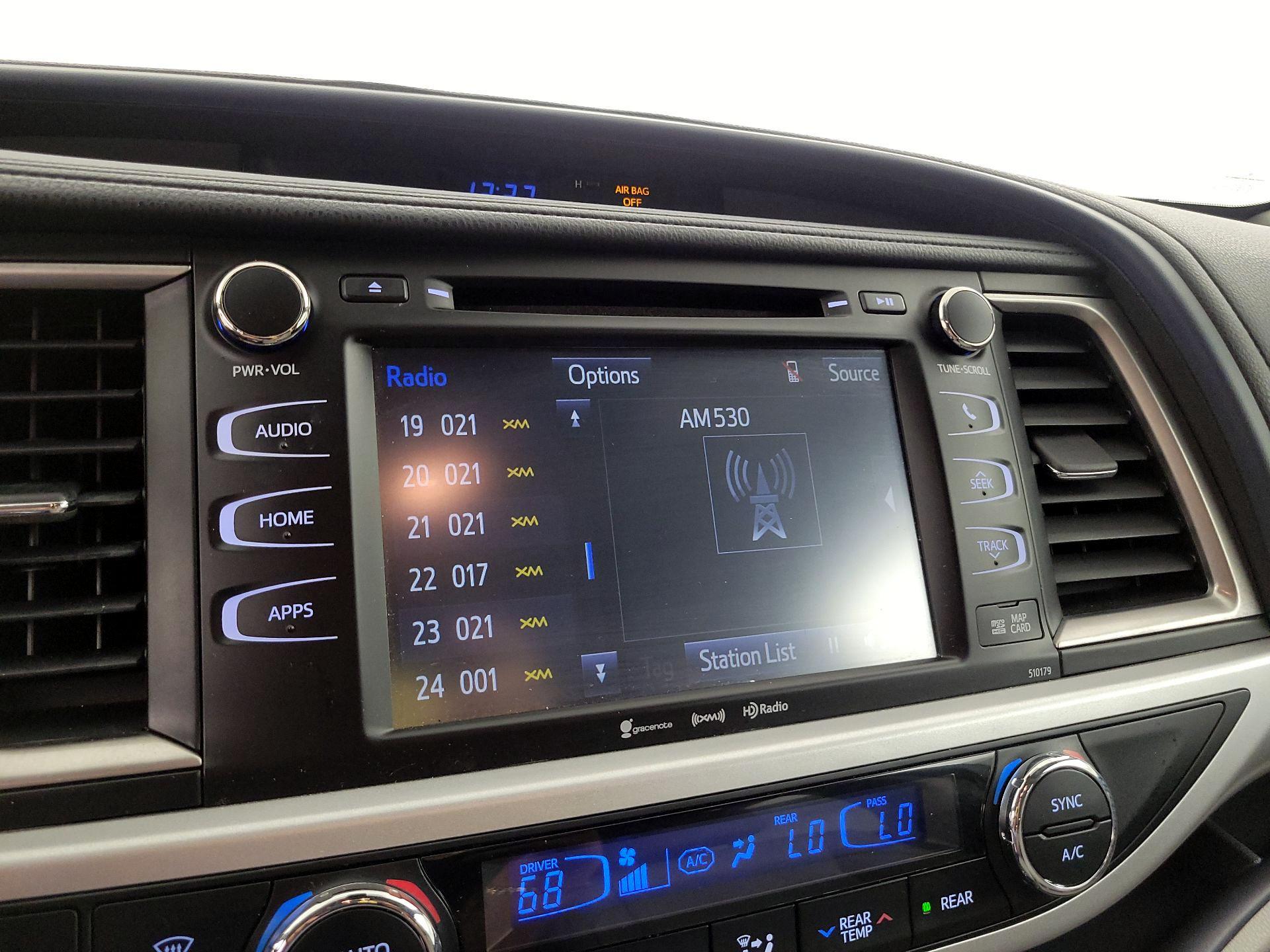 Thumbnail: 2017 Toyota Highlander - 13