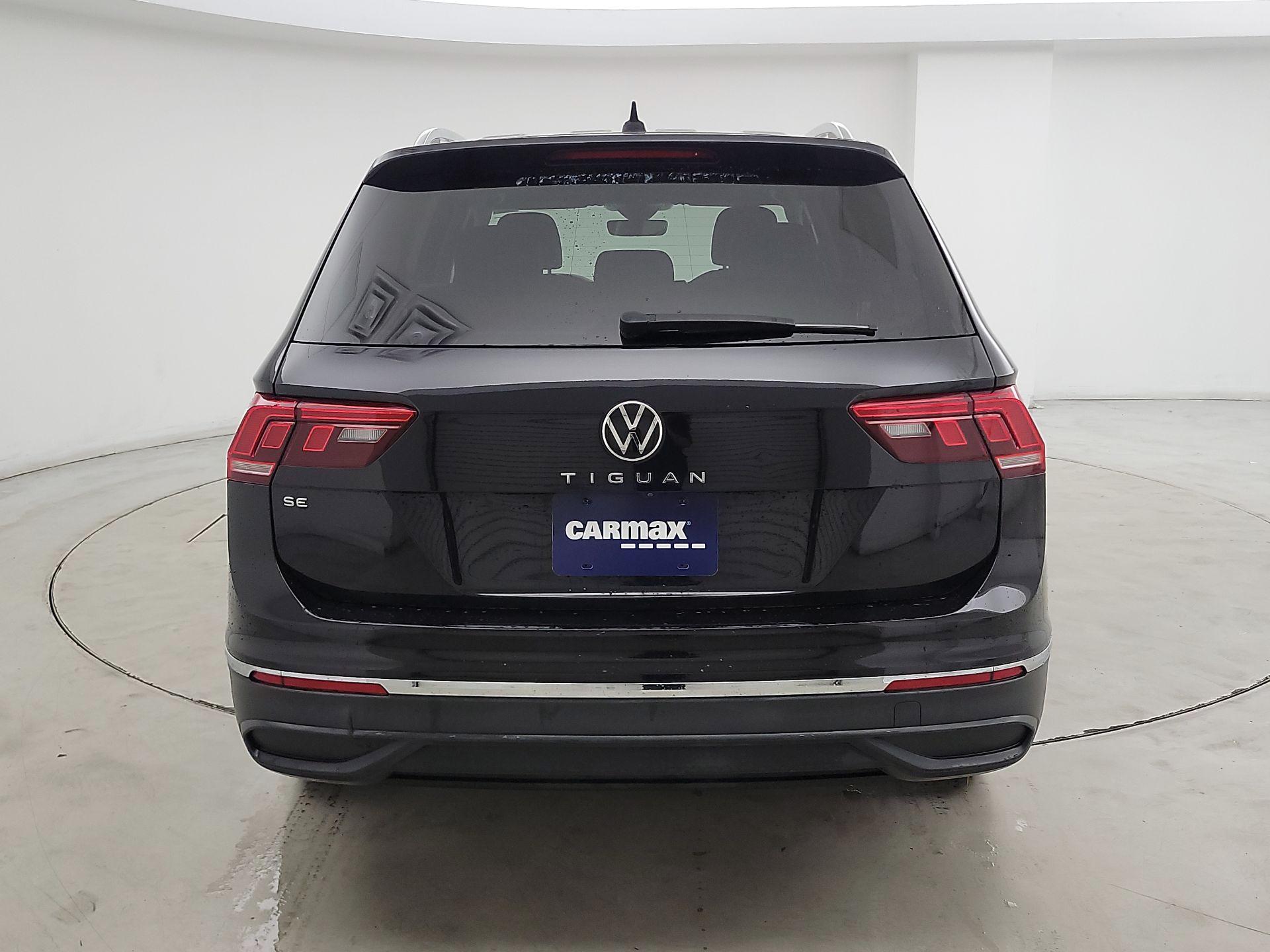 Thumbnail: 2022 Volkswagen Tiguan - 6