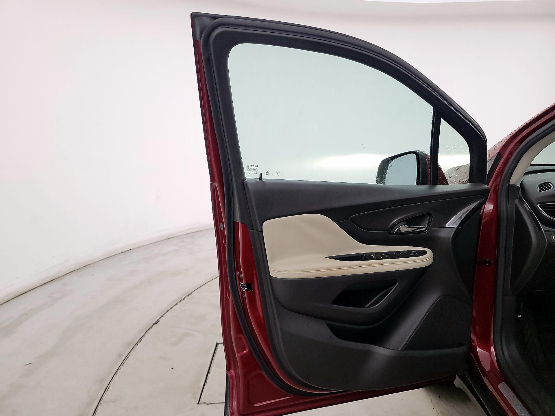 Thumbnail: 2021 Buick Encore - 10