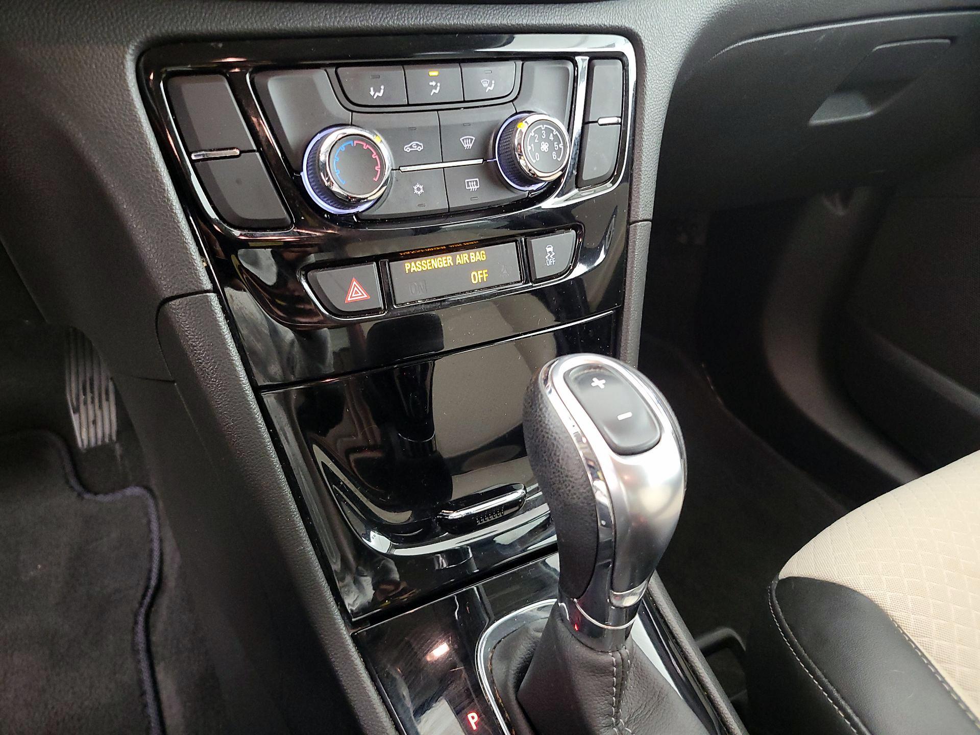 Thumbnail: 2021 Buick Encore - 14