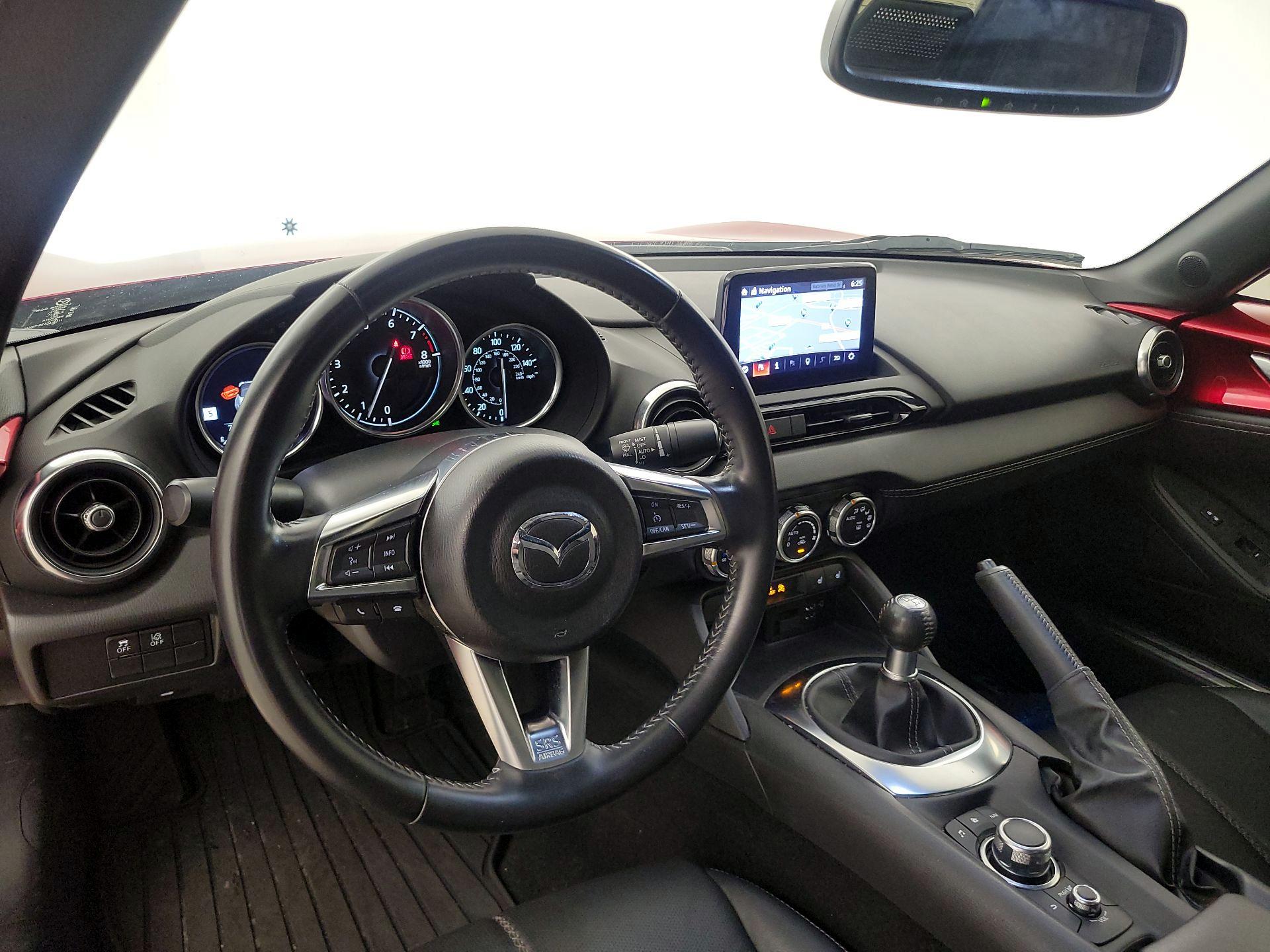 Thumbnail: 2020 Mazda MX-5 Miata - 8