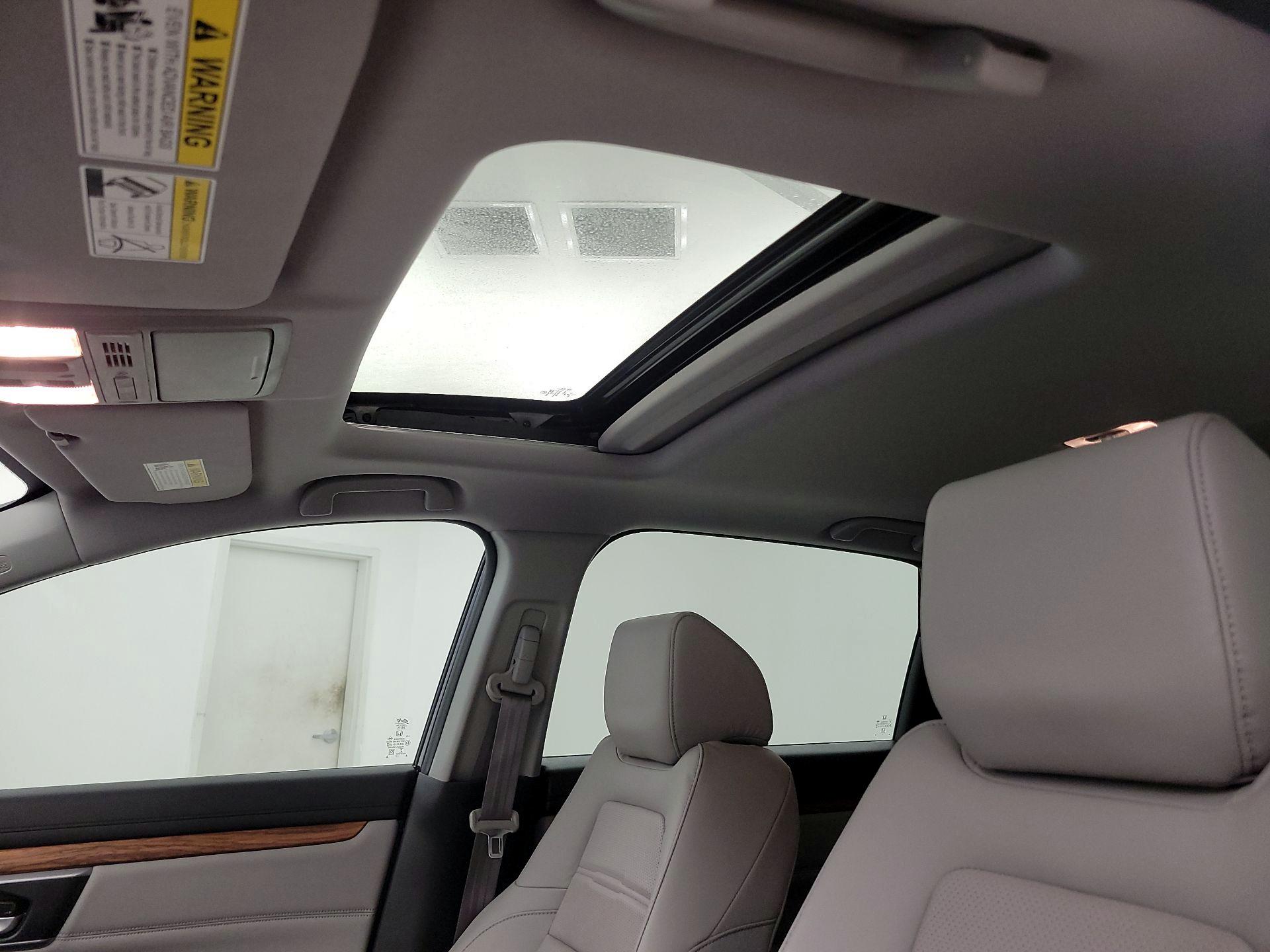 Thumbnail: 2017 Honda CR-V - 18