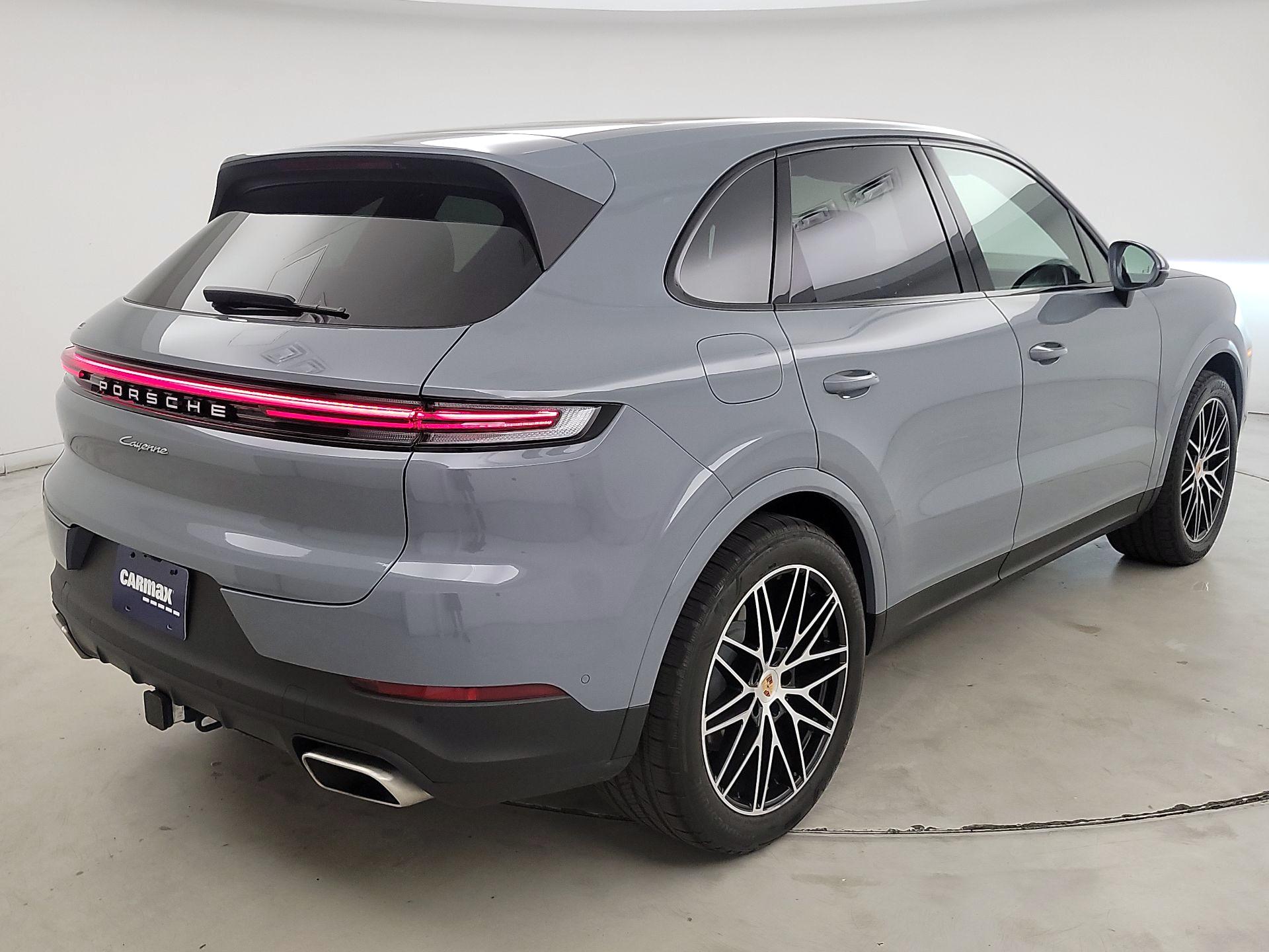 Thumbnail: 2025 Porsche Cayenne - 5