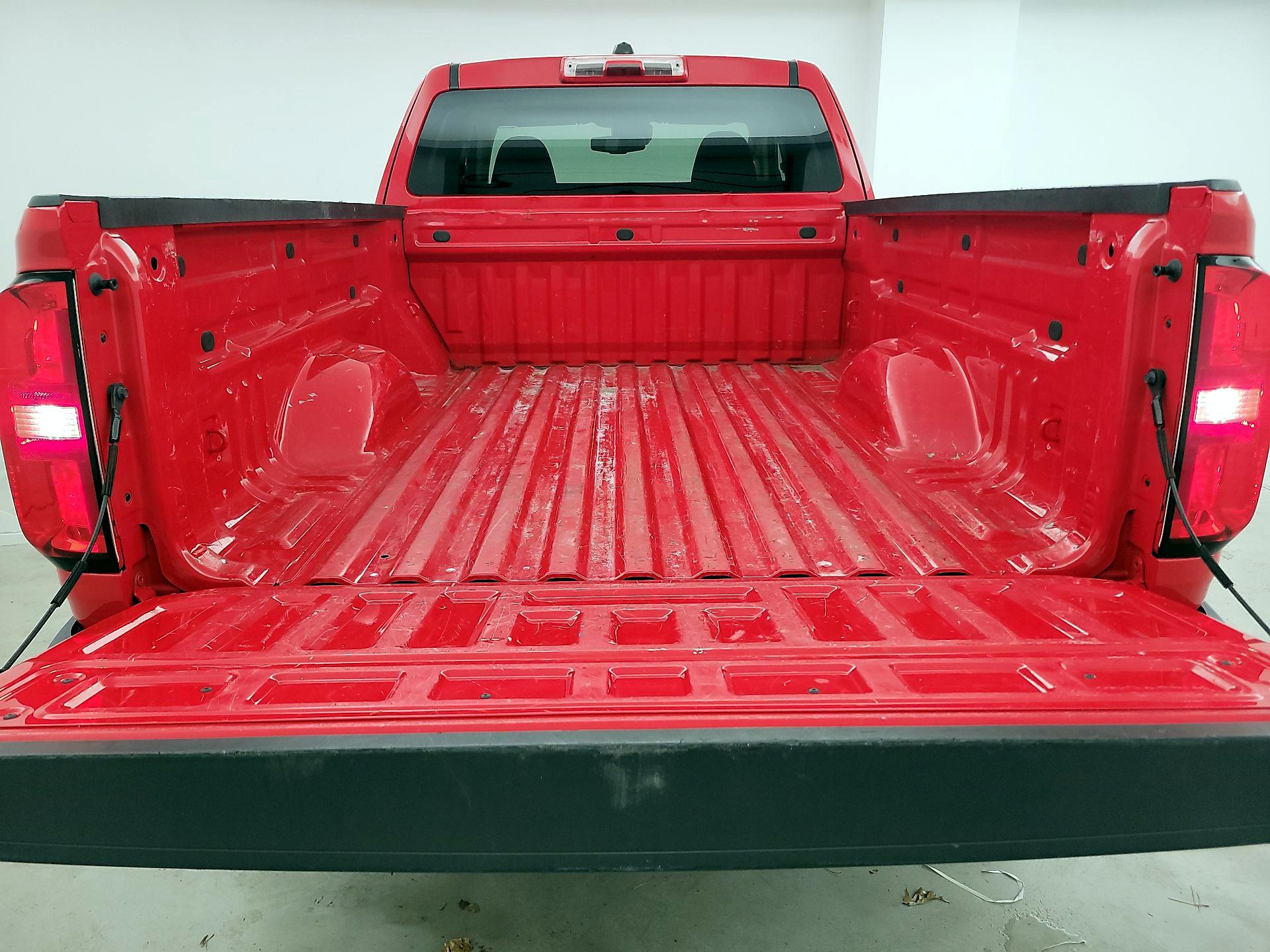 Thumbnail: 2020 Chevrolet Colorado - 19