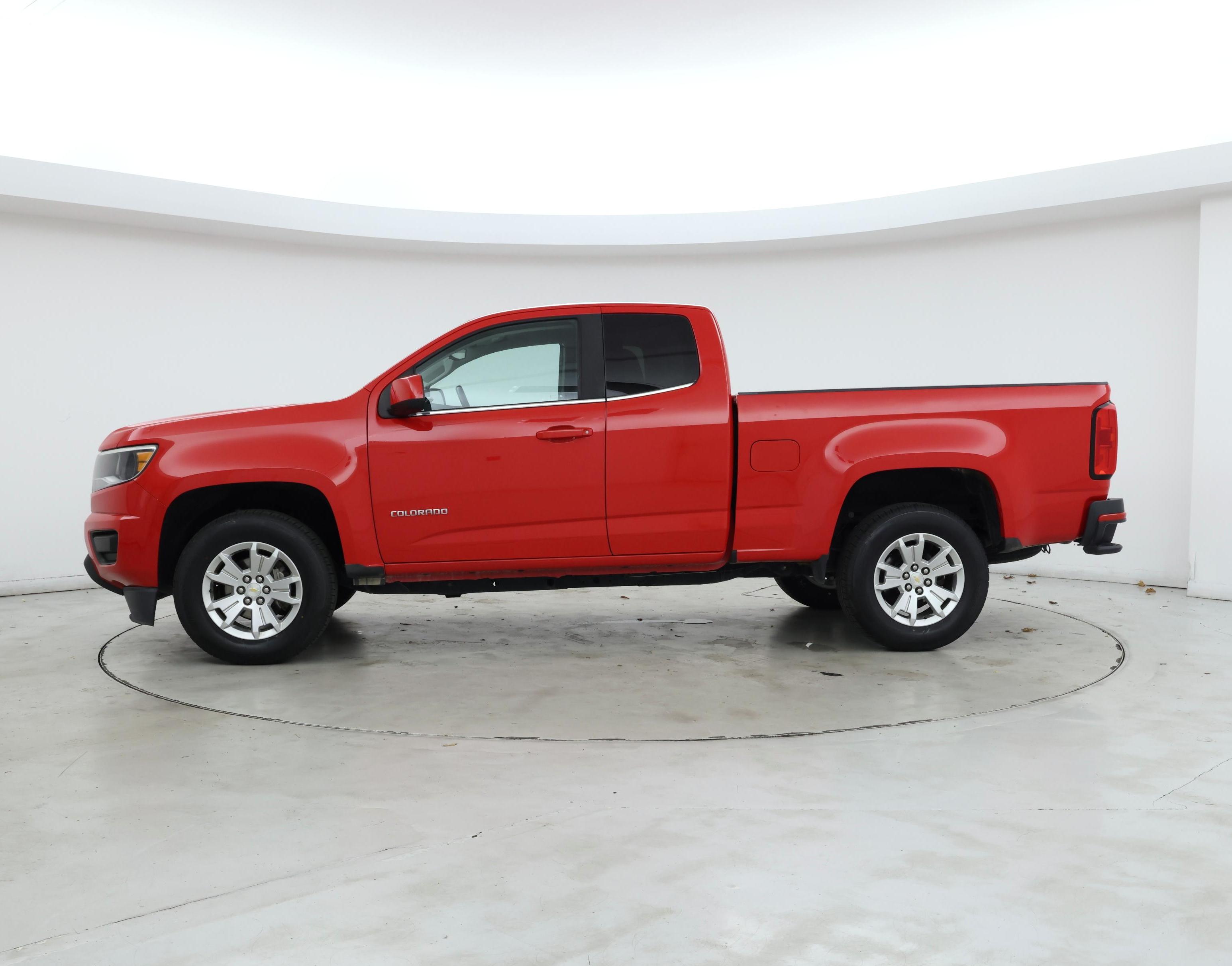 Thumbnail: 2020 Chevrolet Colorado - 3